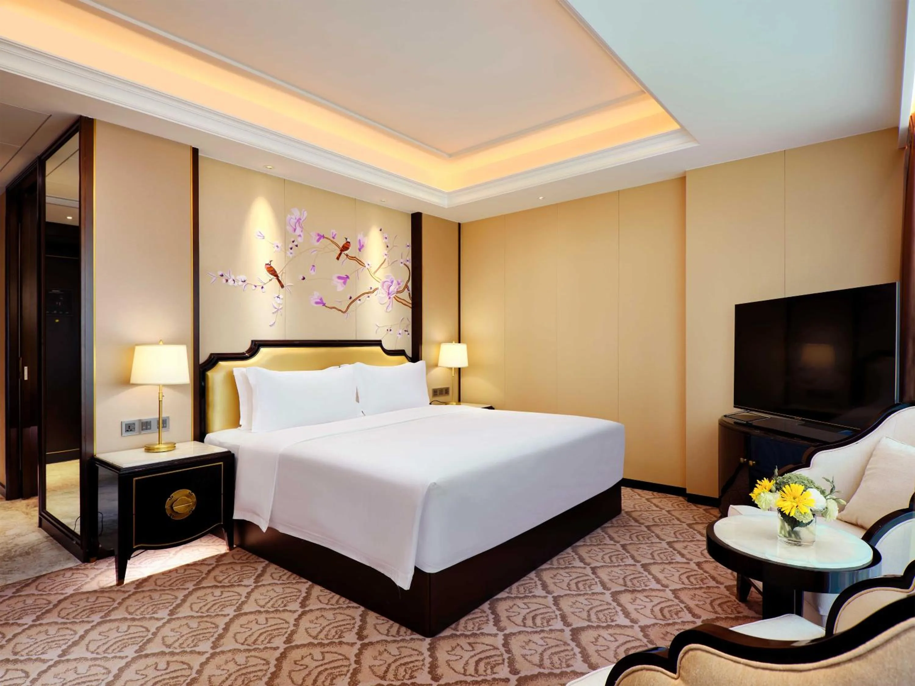 Bedroom, Bed in The Yun Hotel Foshan Nanhai