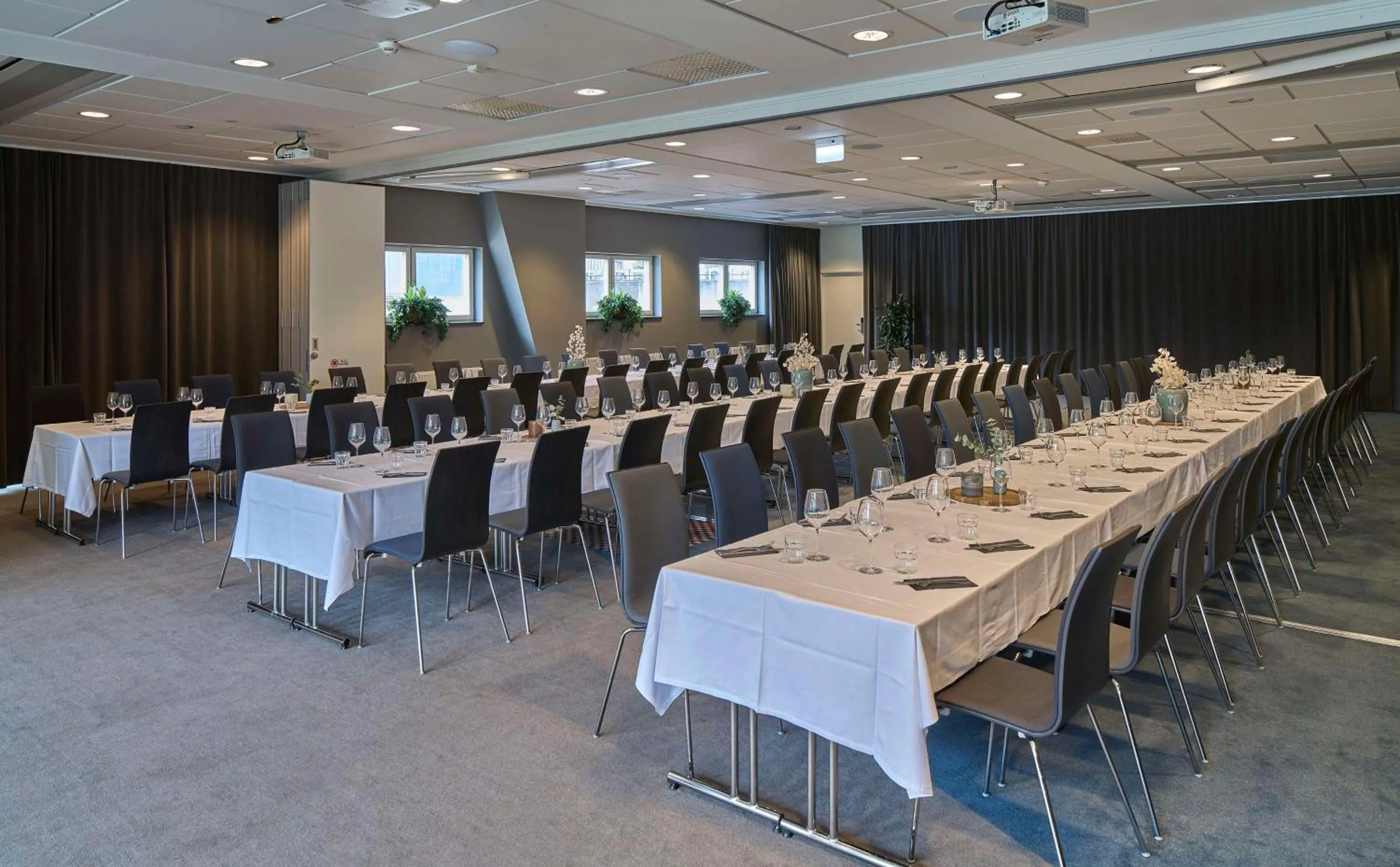Meeting/conference room in Scandic Opalen