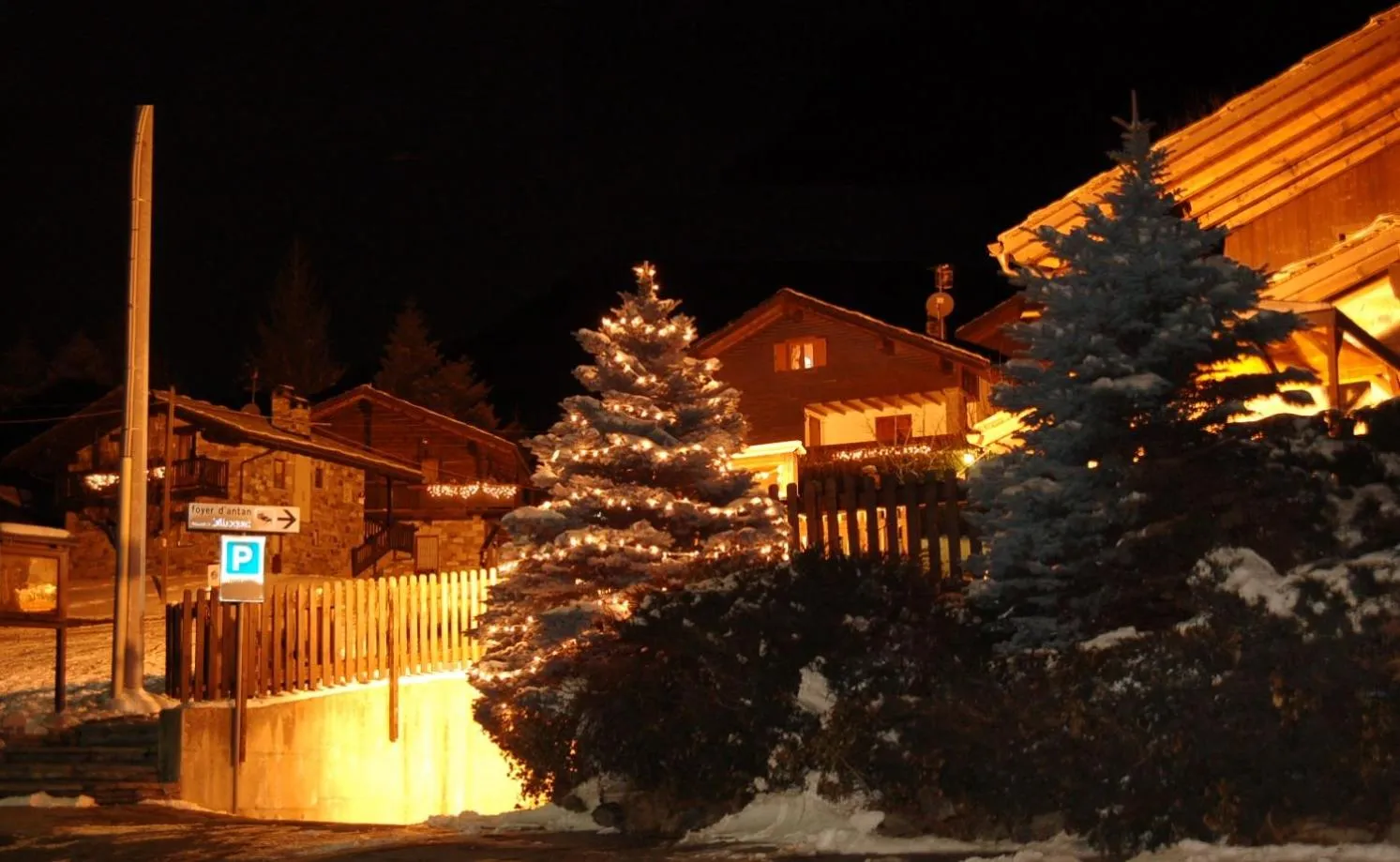 Property building in Aparthotel Foyer d'antan SUITE con caminetto hammam o vasca idromassaggio