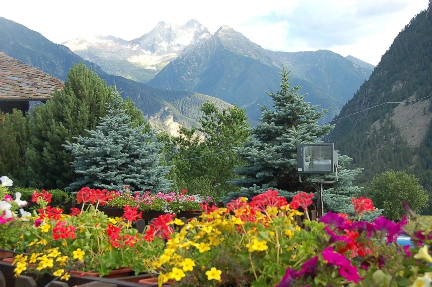 Mountain view in Aparthotel Foyer d'antan SUITE con caminetto hammam o vasca idromassaggio