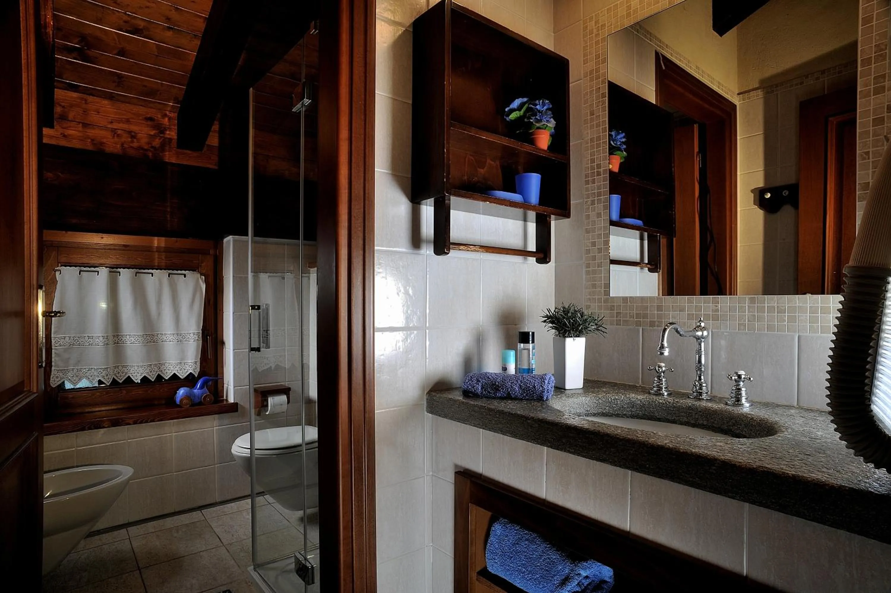 Bathroom in Aparthotel Foyer d'antan SUITE con caminetto hammam o vasca idromassaggio