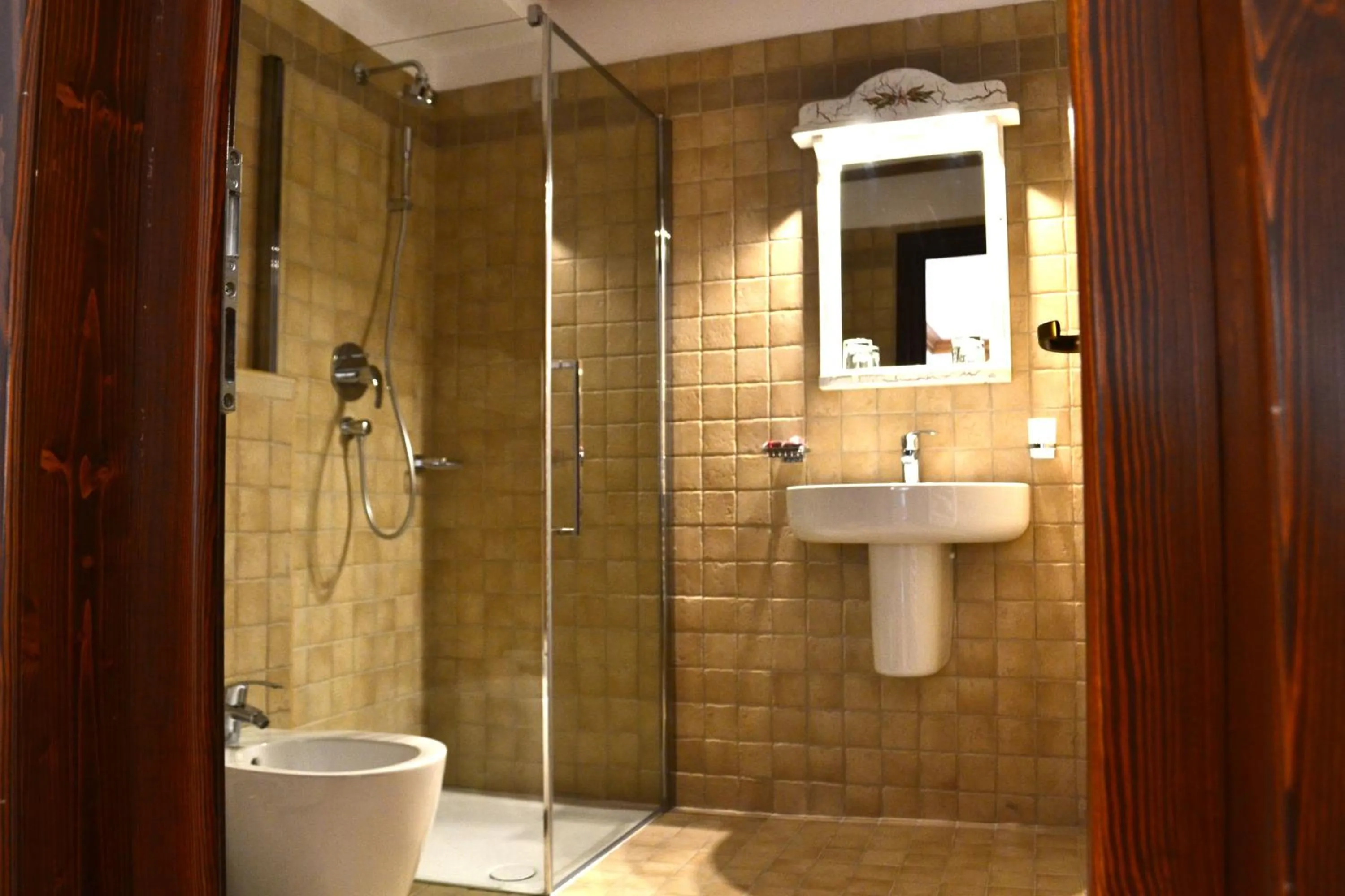 Shower in Casa Comana Boutique Hotel