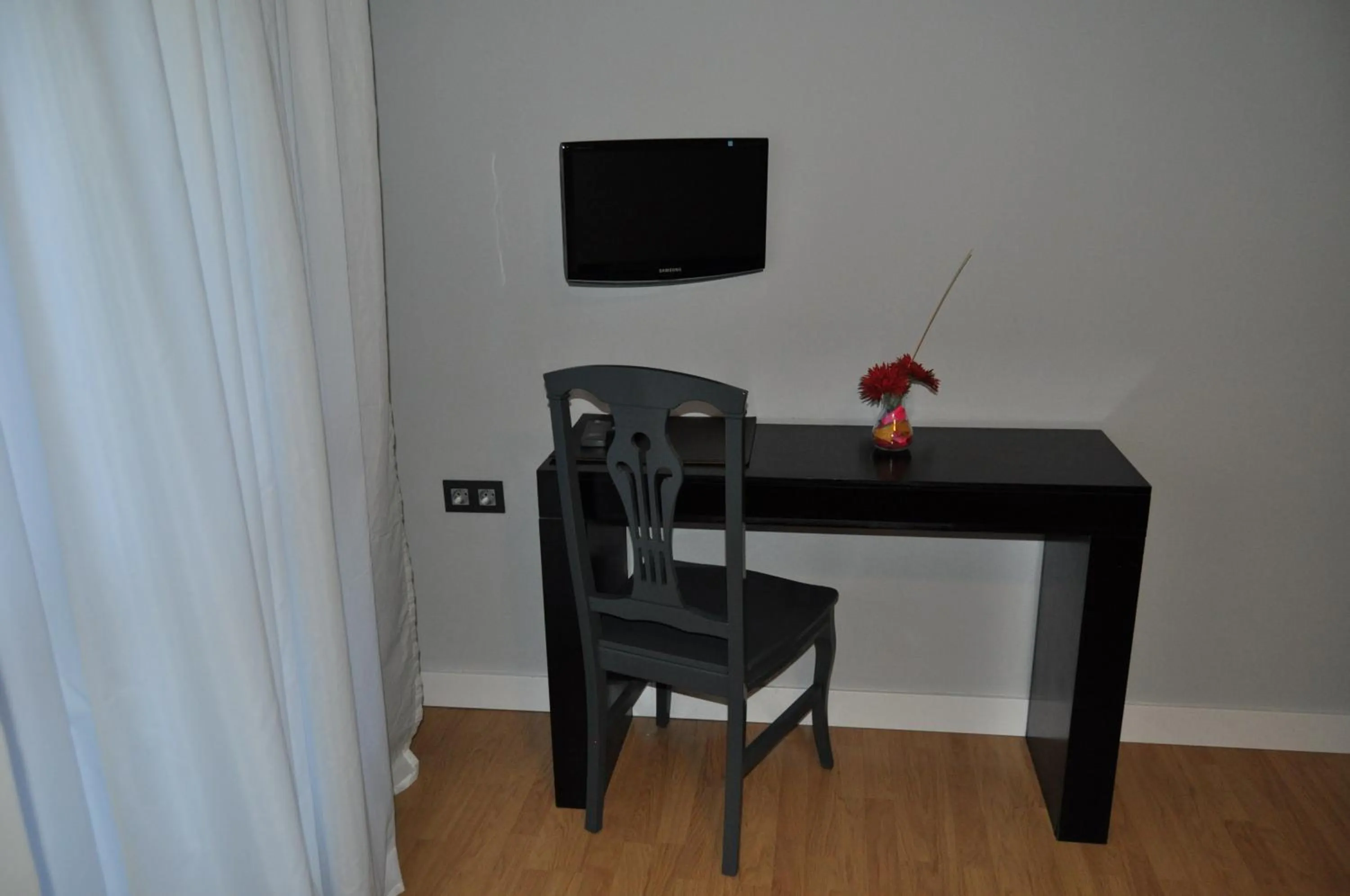 Seating area, TV/Entertainment Center in Hotel Ocurris Ubrique