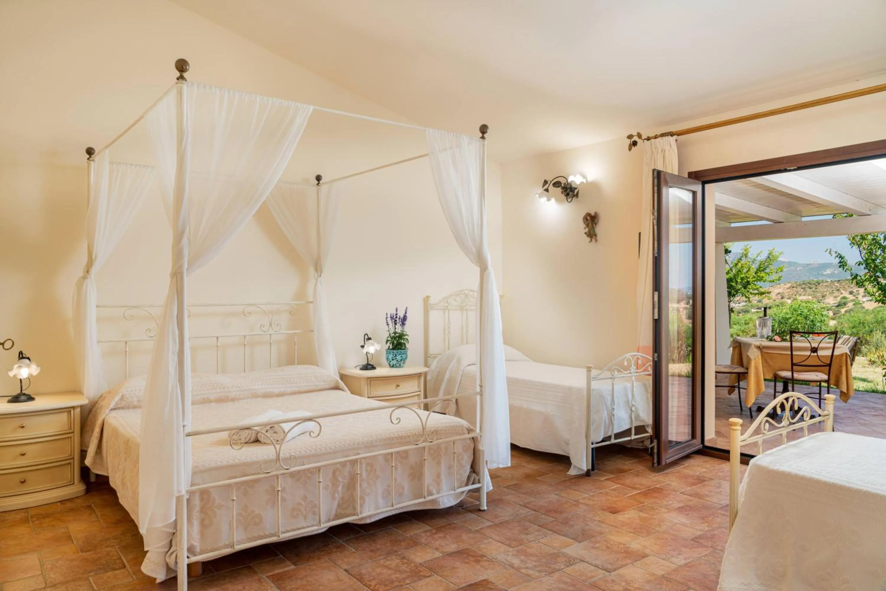 Bed in Borgo Alba Barona Turismo Rurale