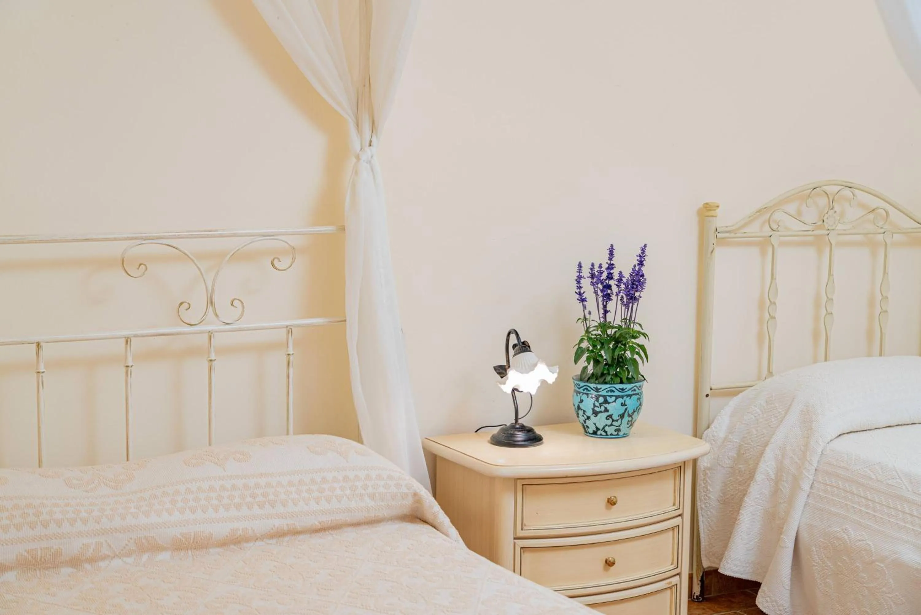 Bed in Borgo Alba Barona Turismo Rurale