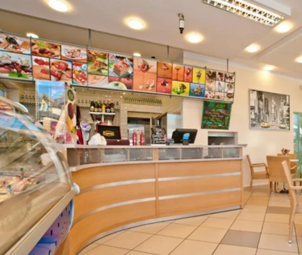 On-site shops in Americano