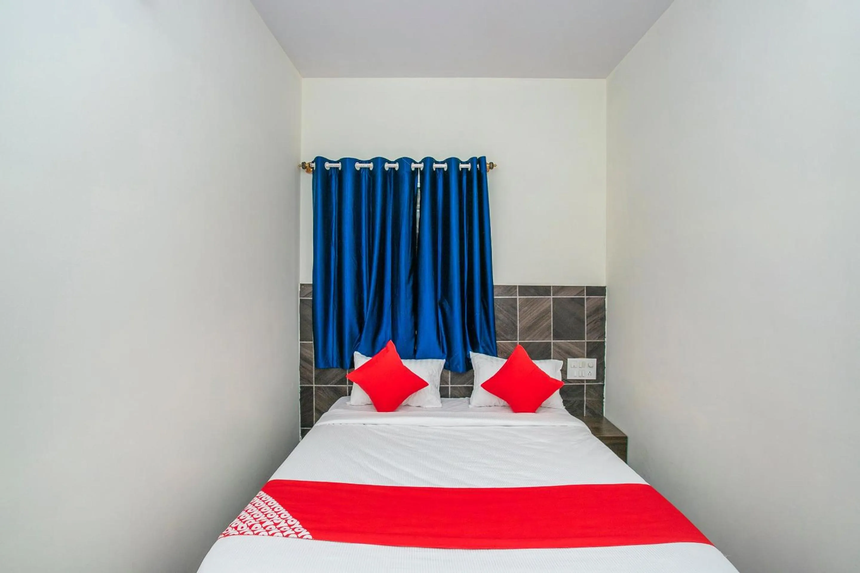 Bedroom in Hotel O Gks Residency