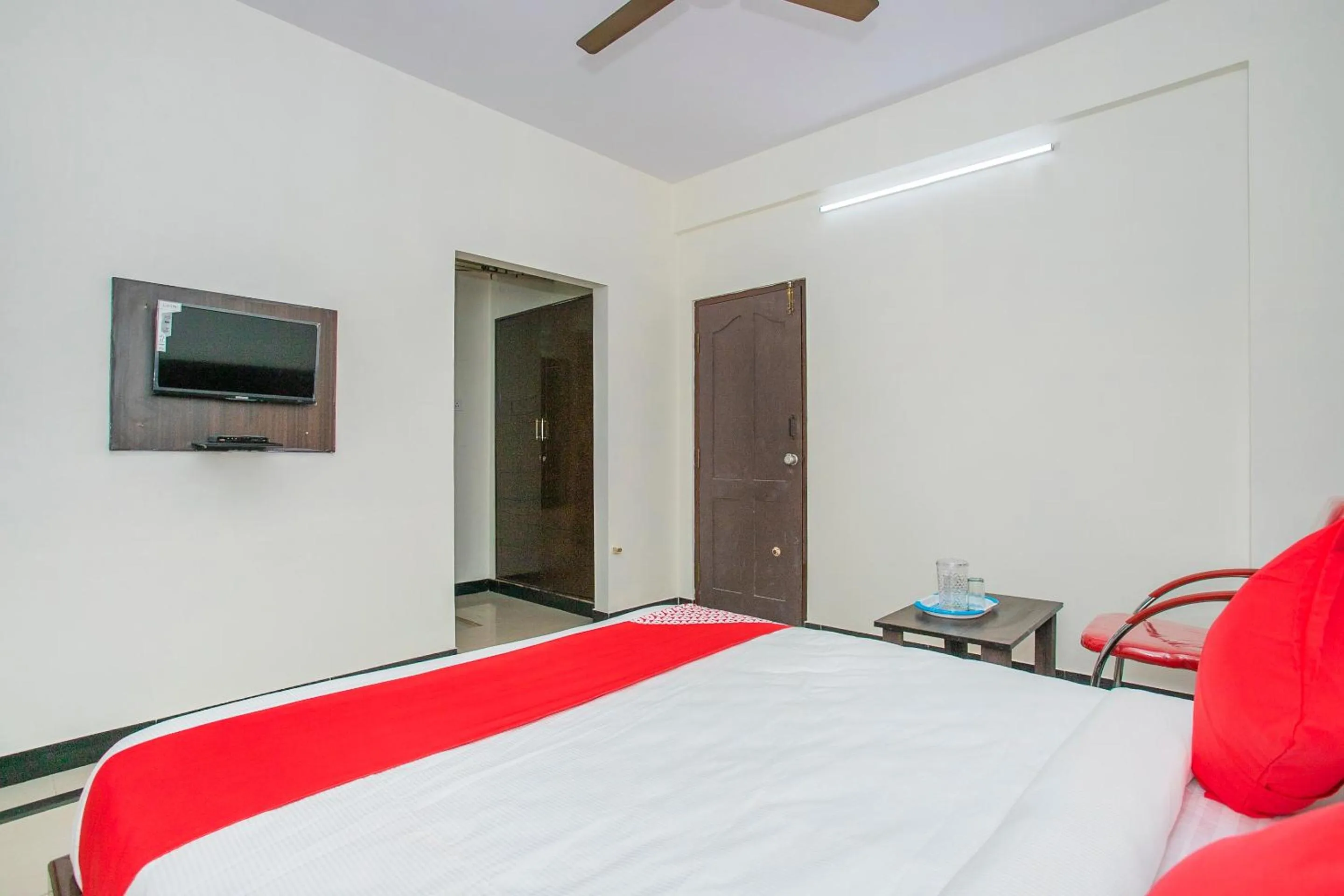 Bedroom in Hotel O Gks Residency