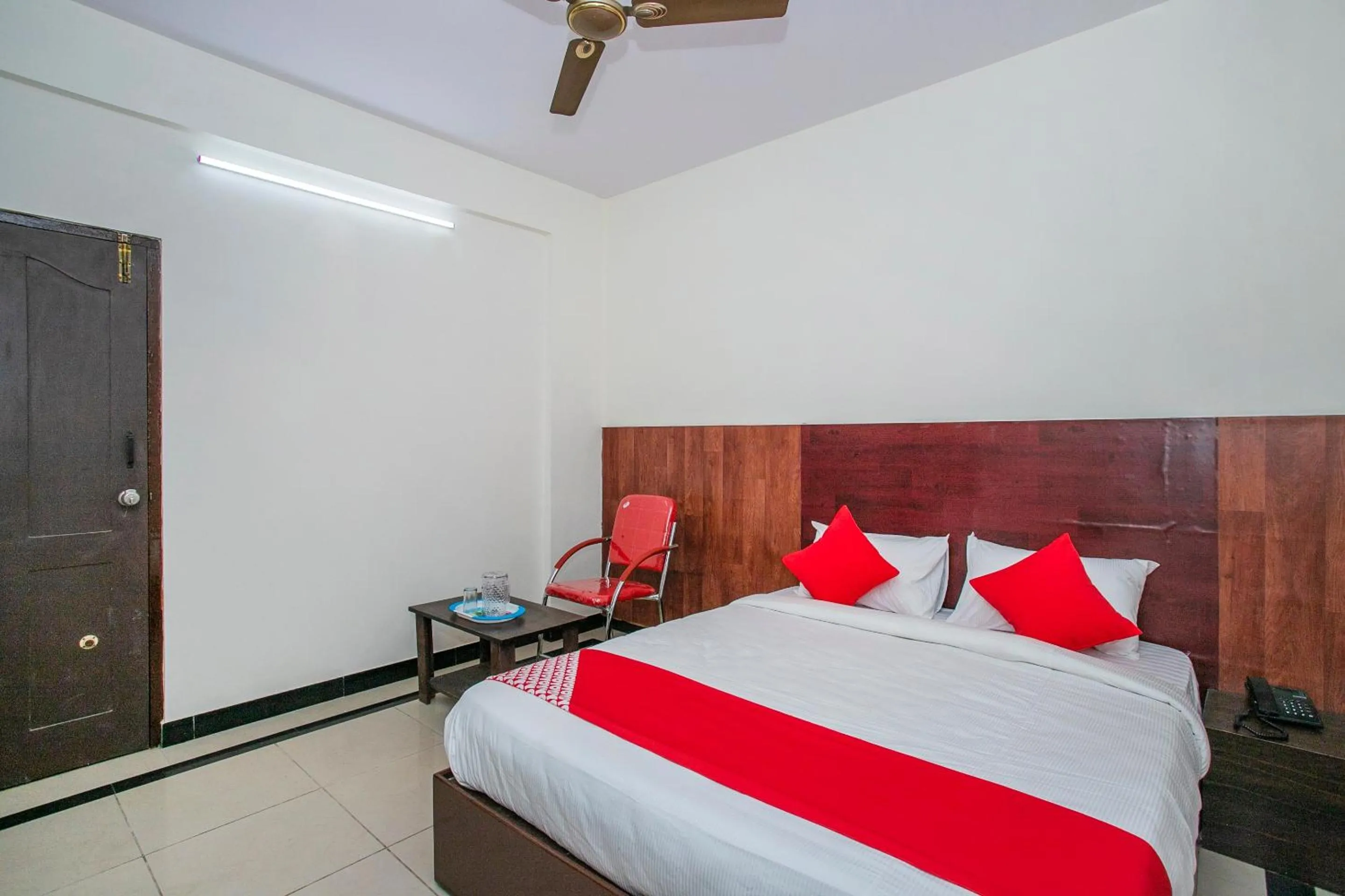 Bedroom in Hotel O Gks Residency