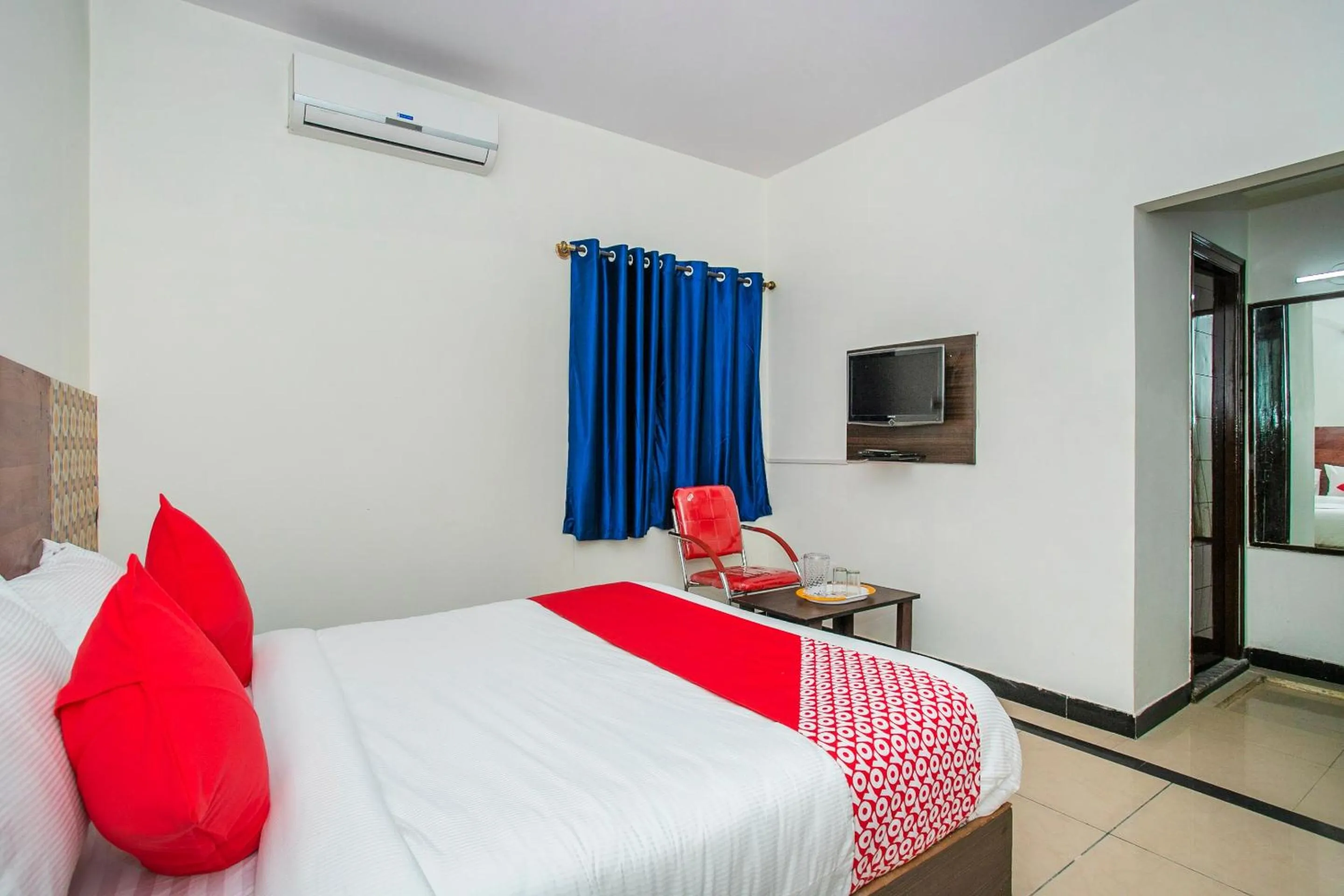 Bedroom in Hotel O Gks Residency