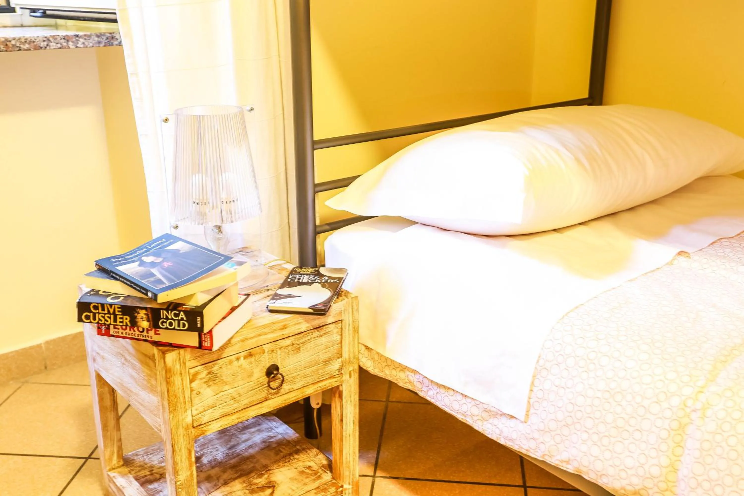 Bed in The Beehive Hostel