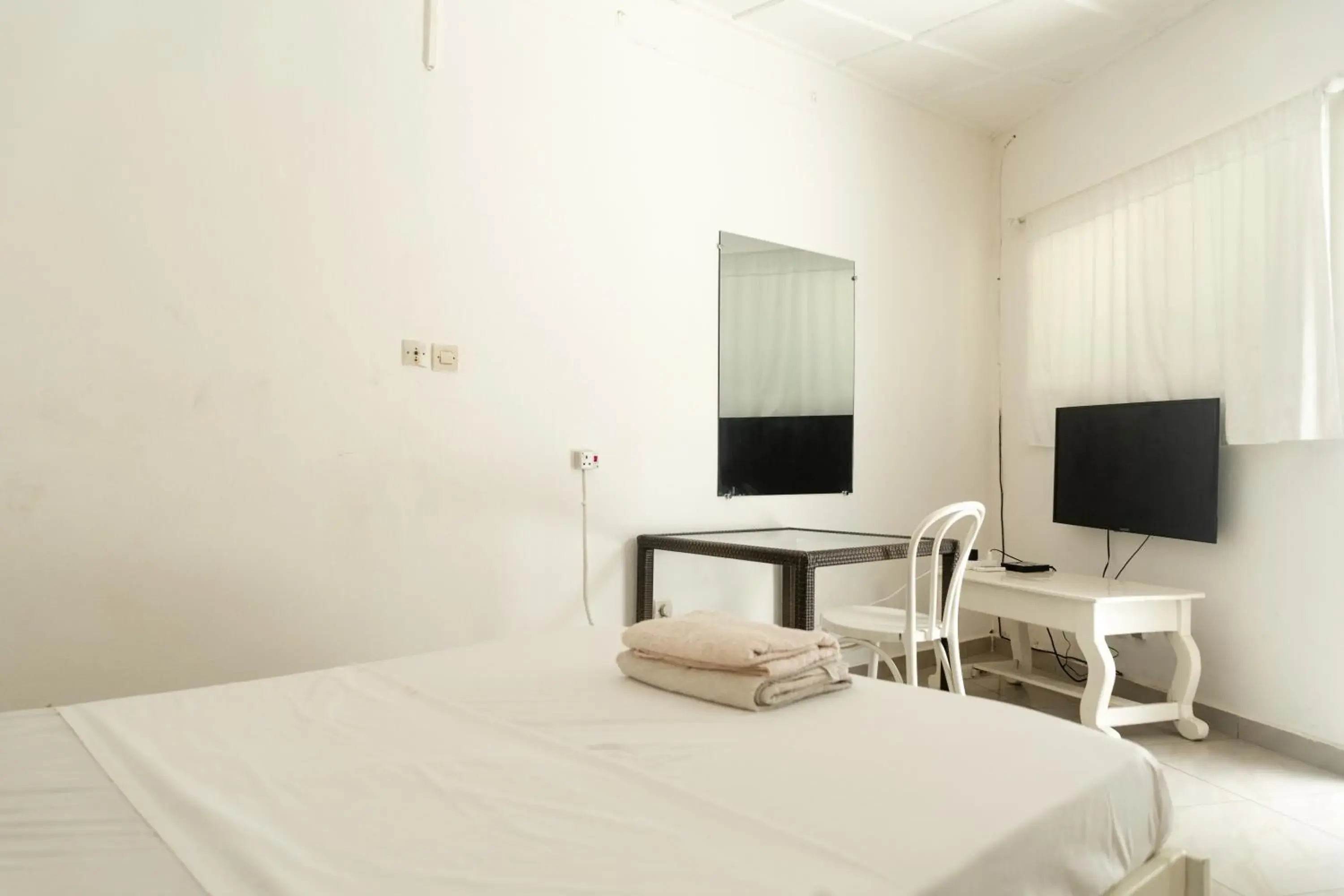 Double Room - single occupancy in Tahiti Hotel Double Room - single occupancy in Tahiti Hotel