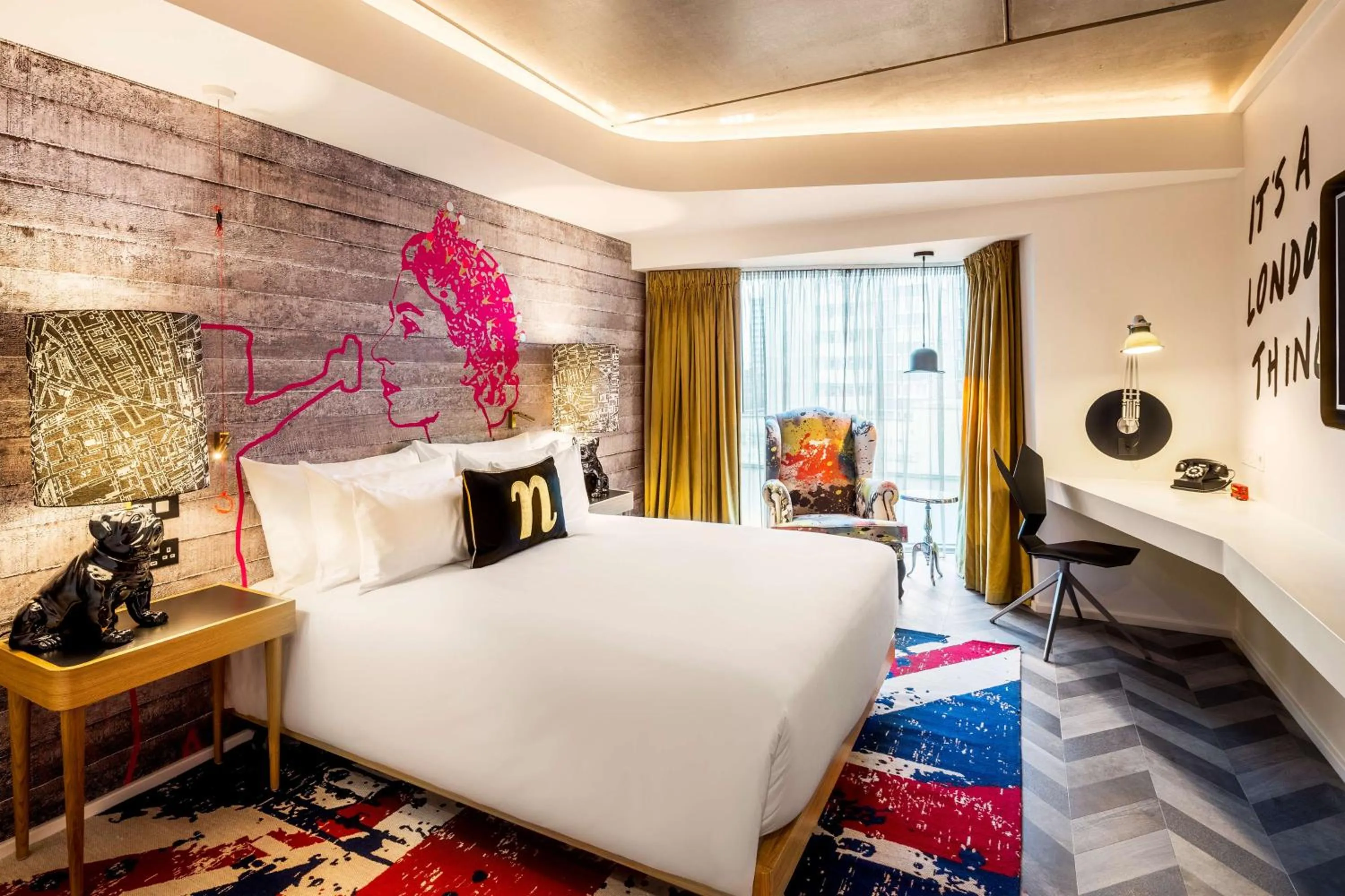 Bedroom, Bed in nhow London