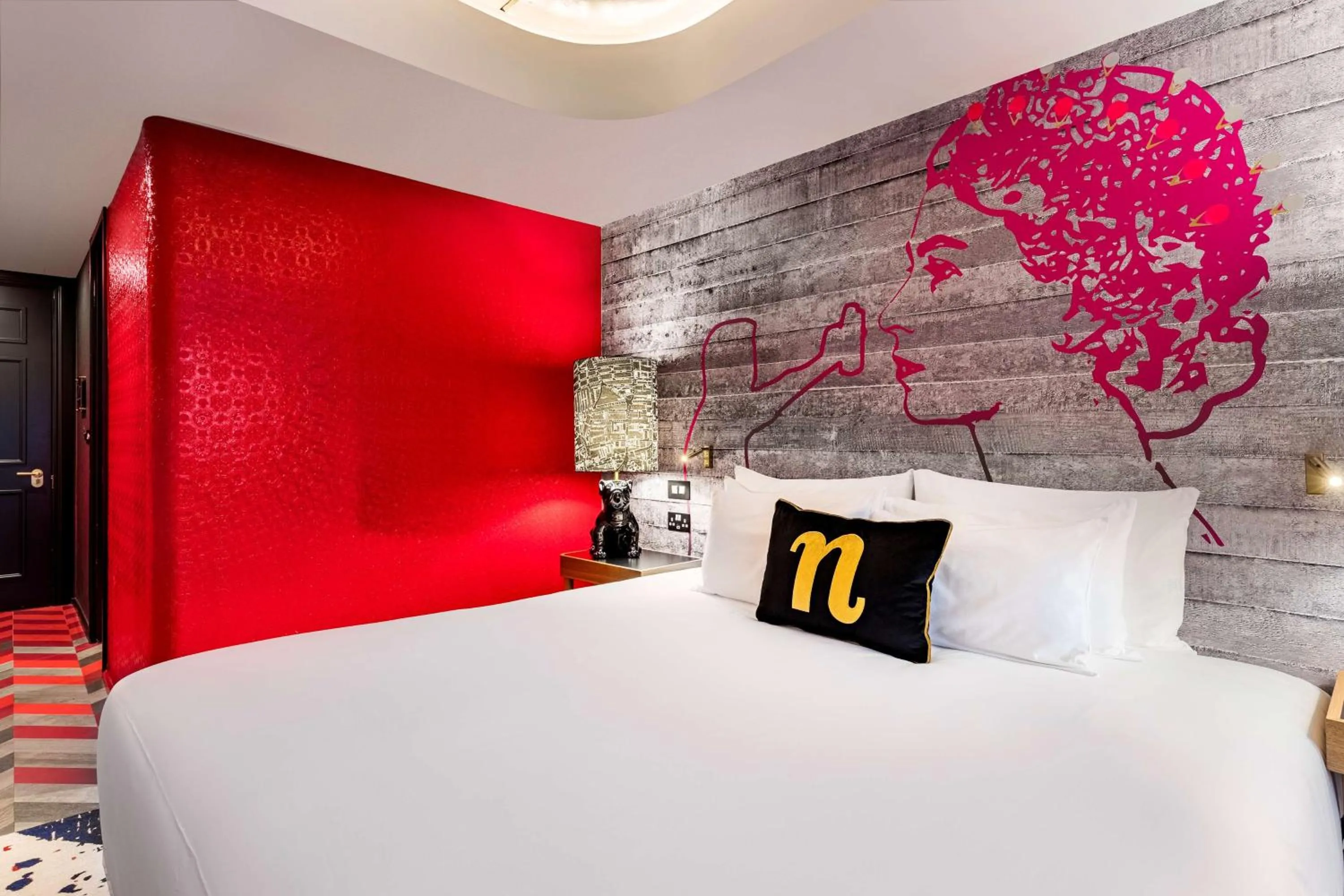 Bedroom, Bed in nhow London