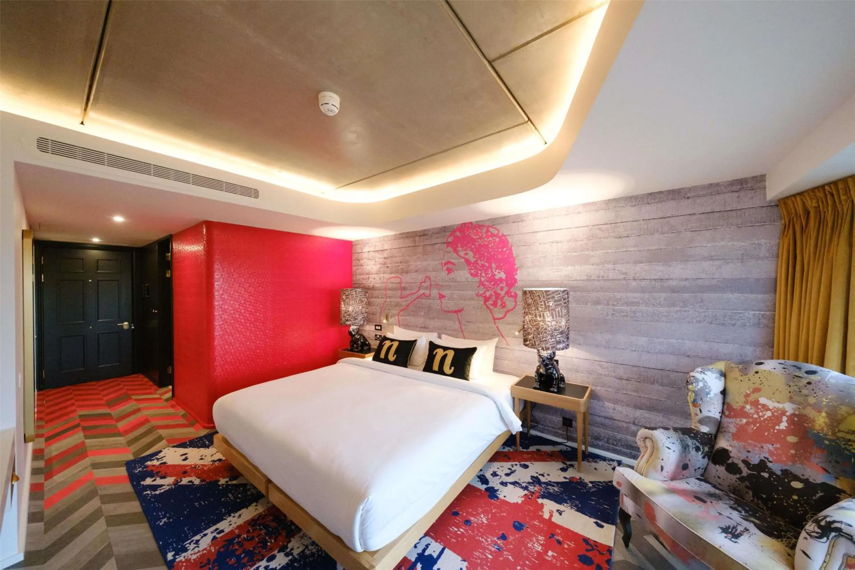 Bedroom, Bed in nhow London