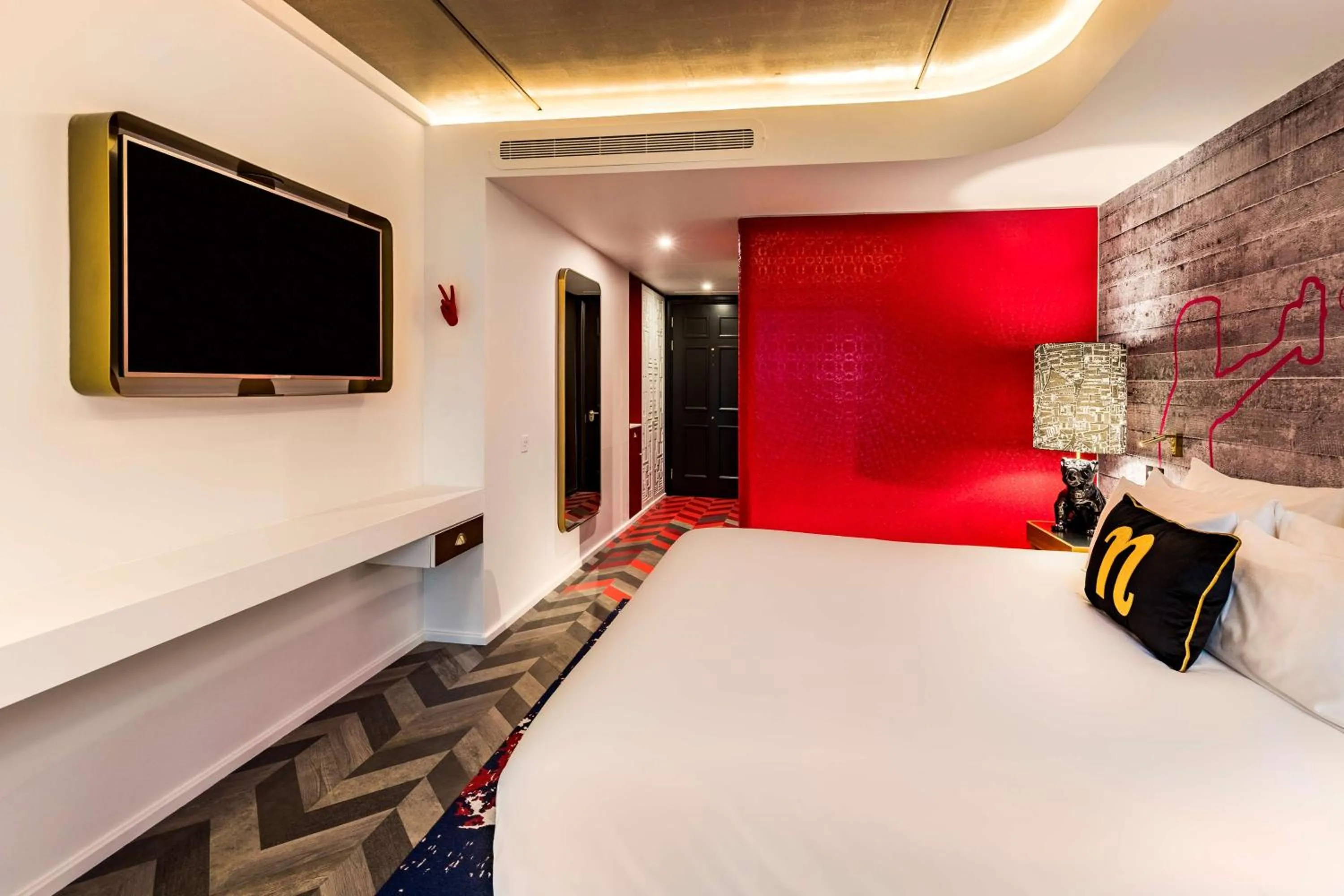 TV and multimedia, Bed in nhow London