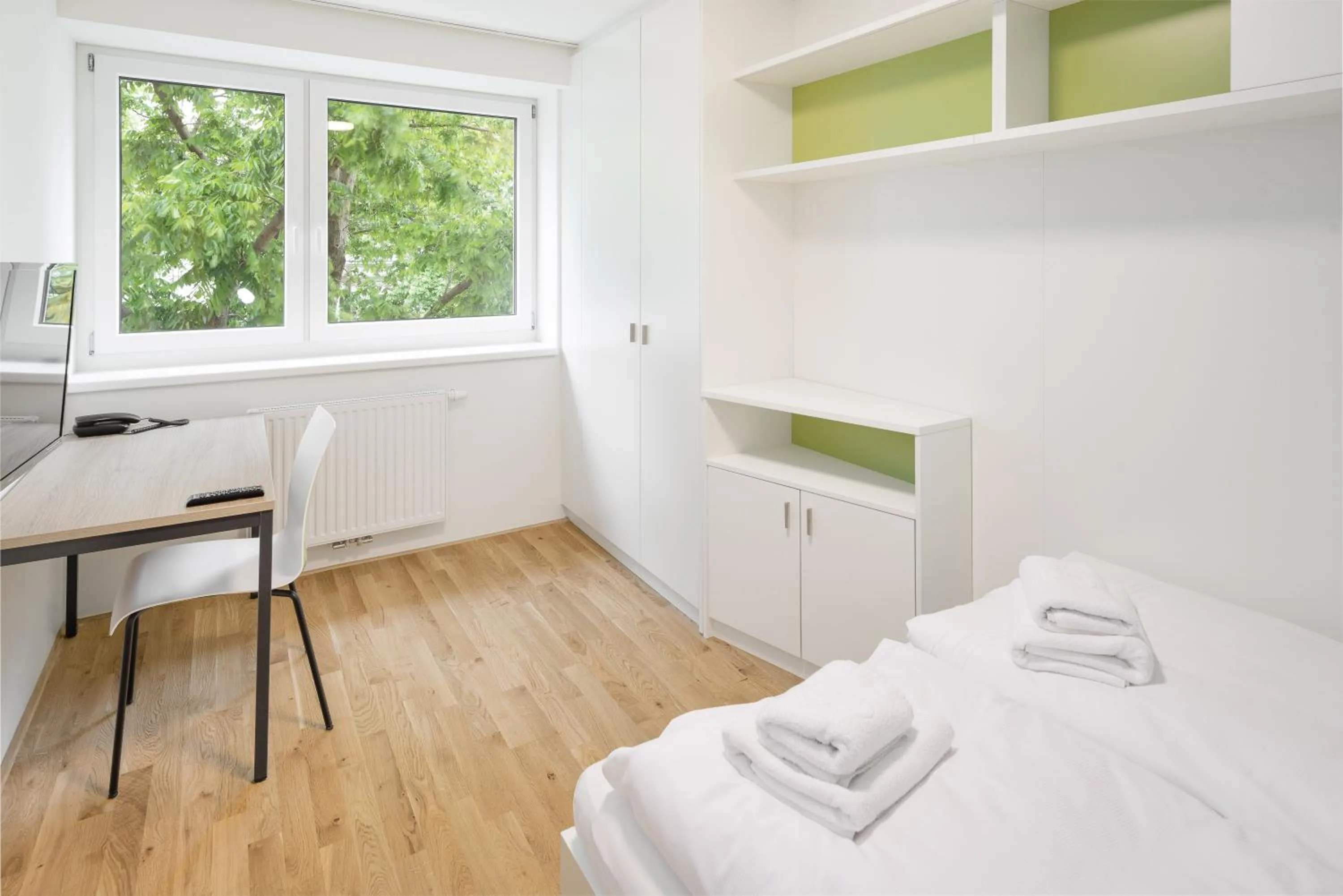 Bed in myNext - Hotel Leo