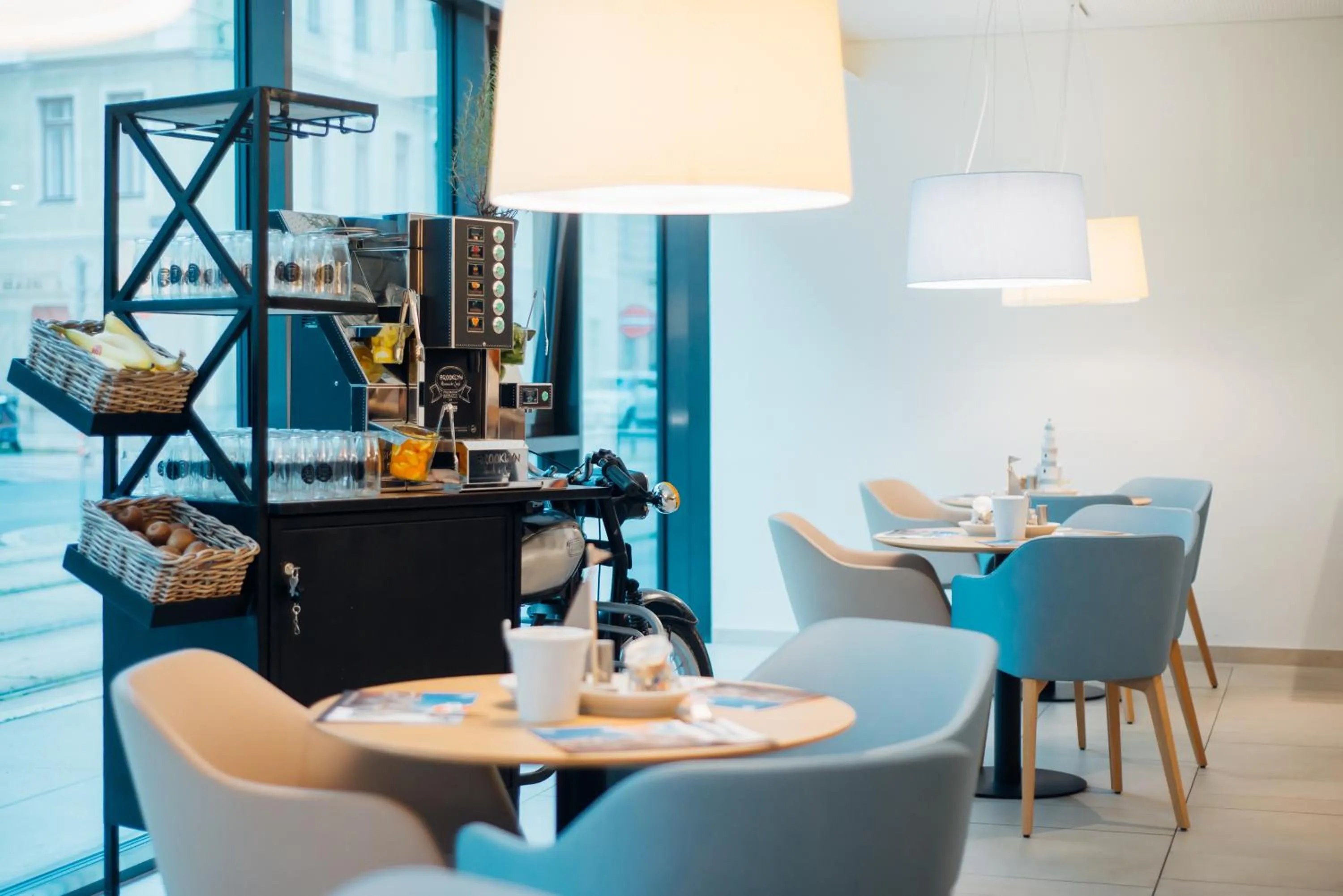 Restaurant/places to eat in myNext - Hotel Leo