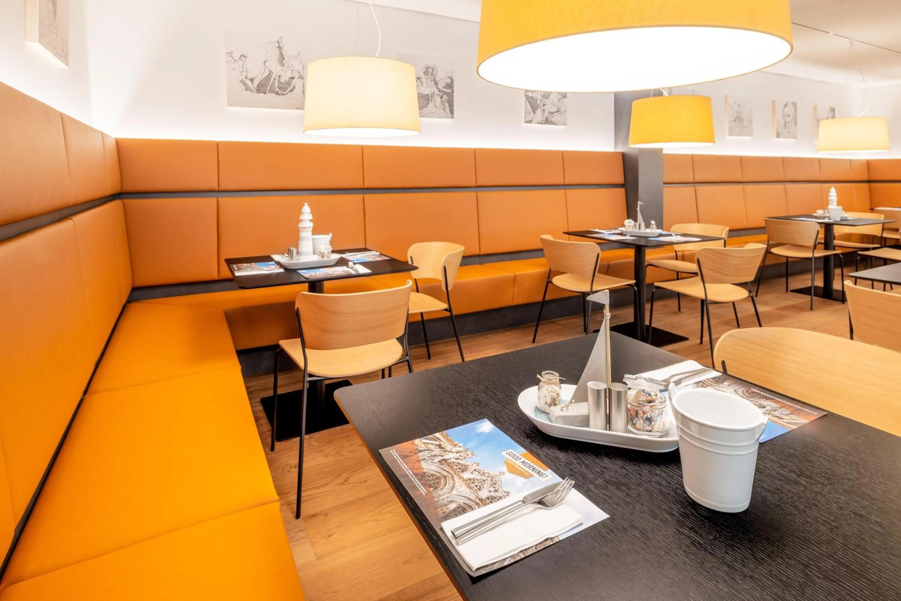 Restaurant/places to eat in myNext - Hotel Leo