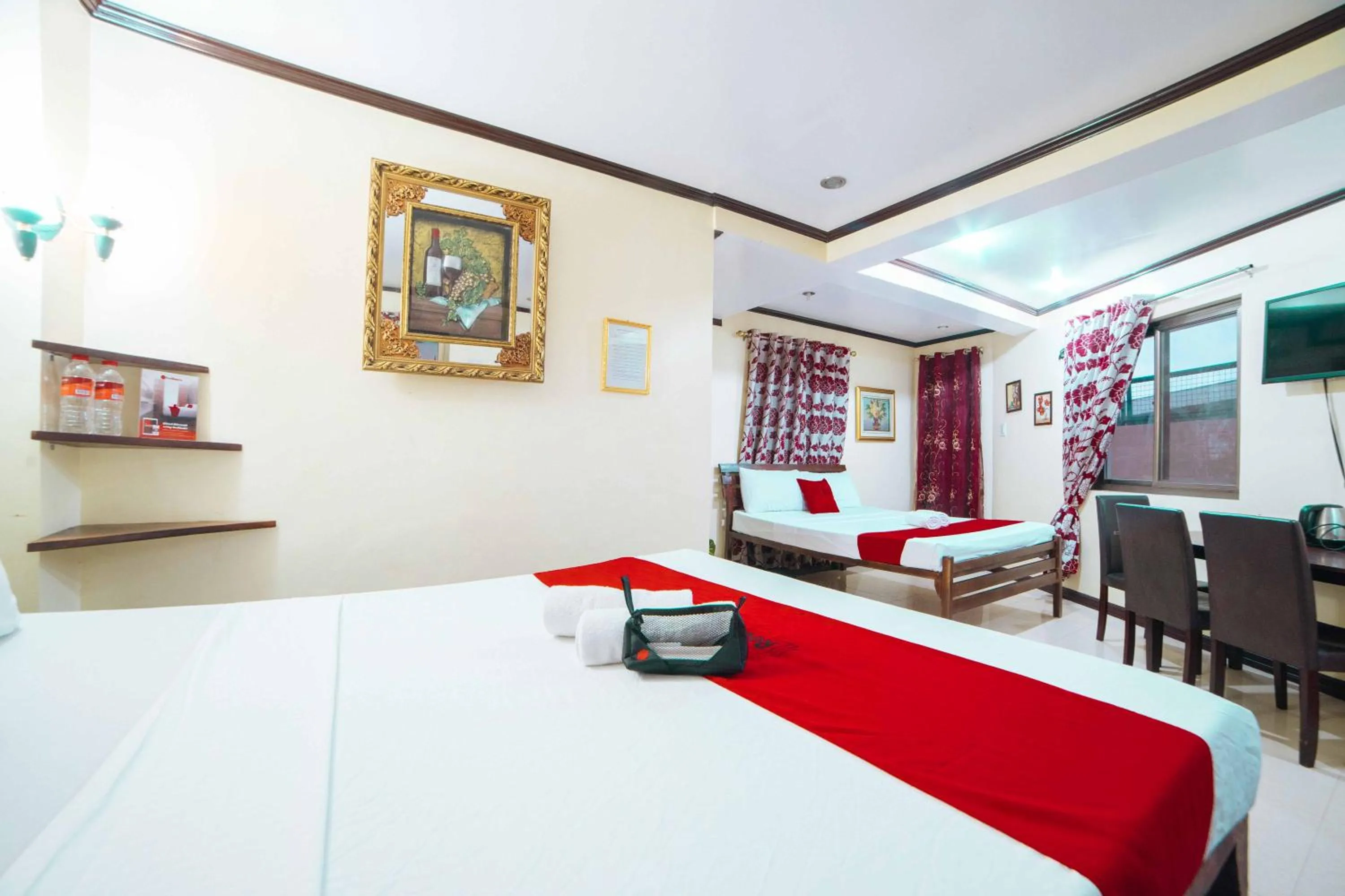 Bedroom, Bed in RedDoorz at Tagaytay Road