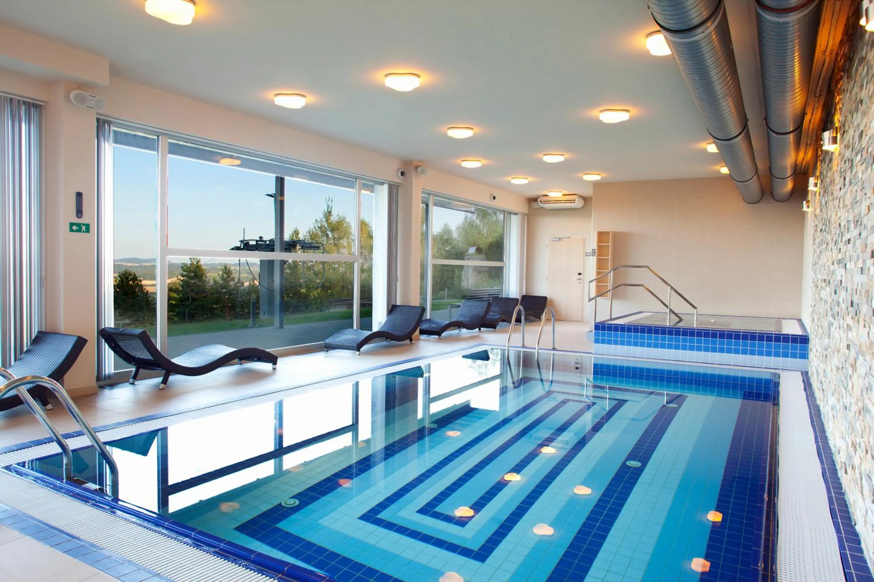 Swimming pool in Hotel Monínec - Depandance Nová Javorka