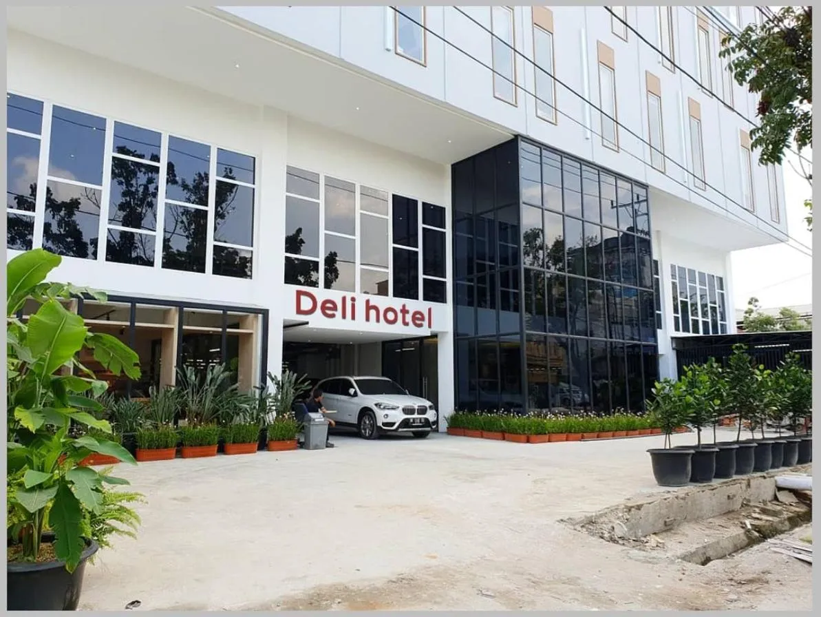Deli Hotel