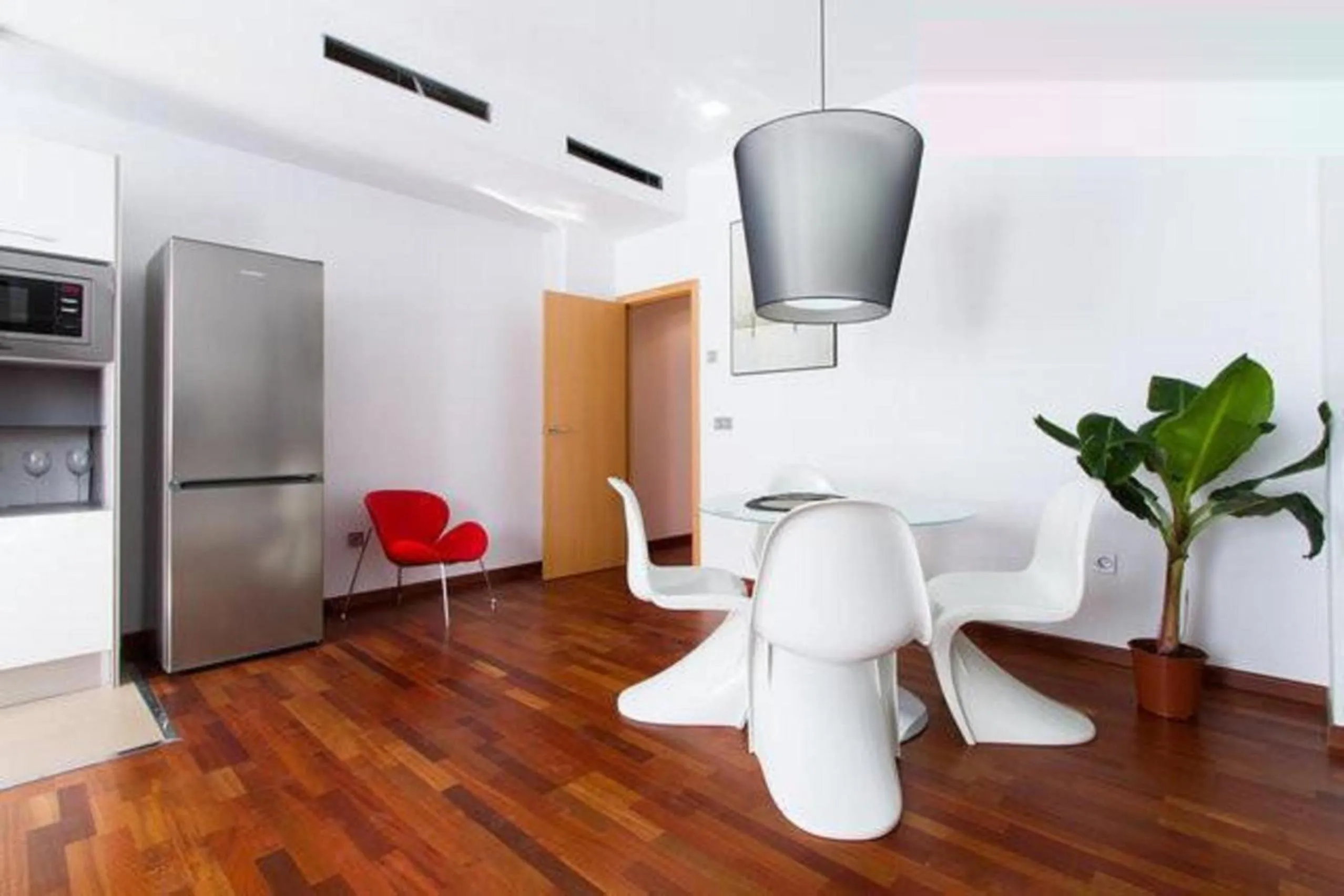 Dining area in Happy Apartments Valencia