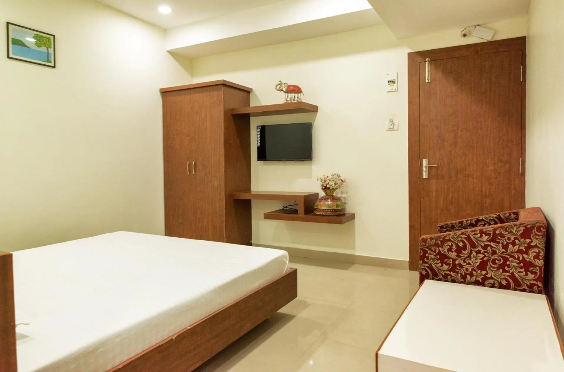 Bedroom, Bed in Hotel Drishti,Bhopal