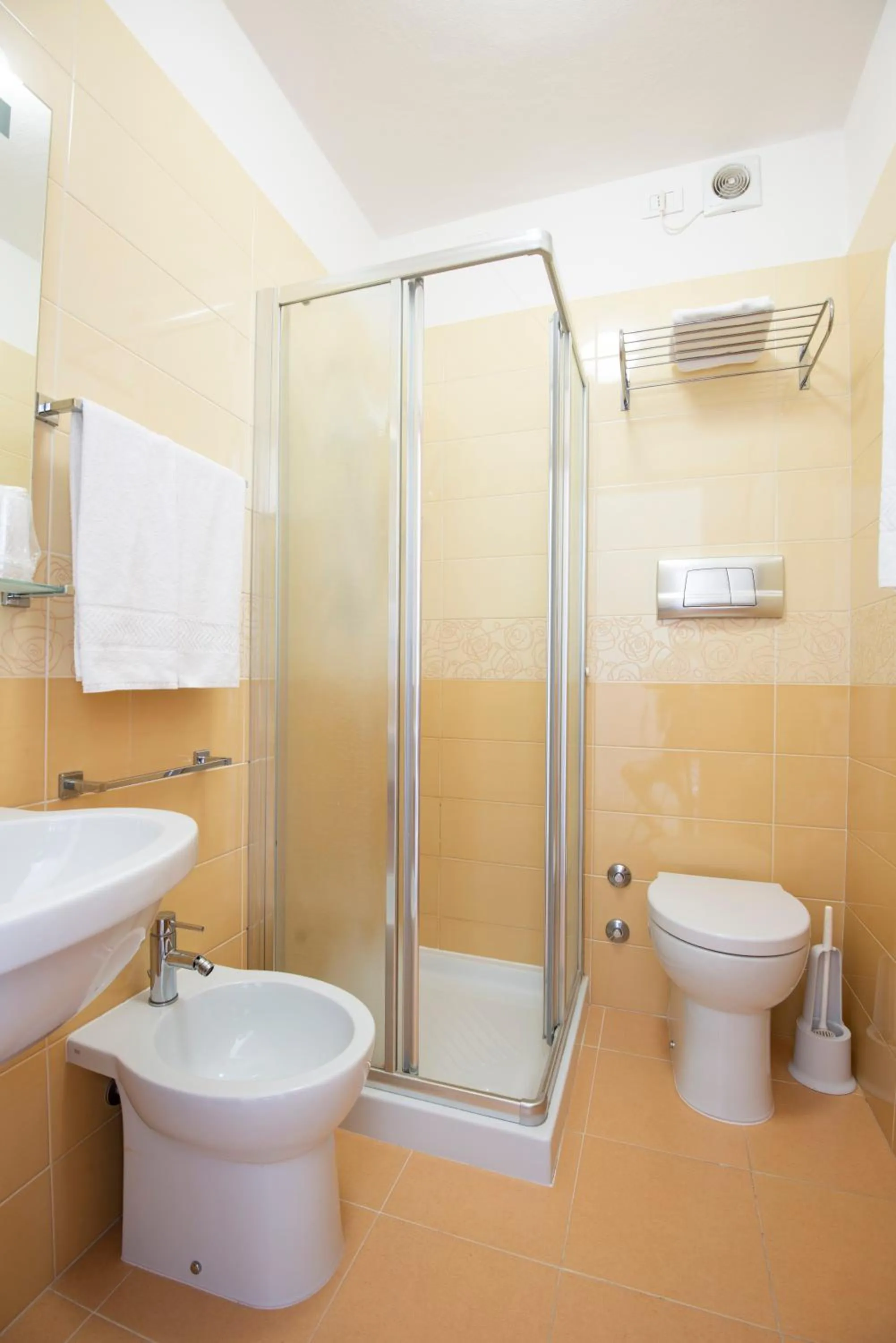 Bathroom in Hotel Columbus