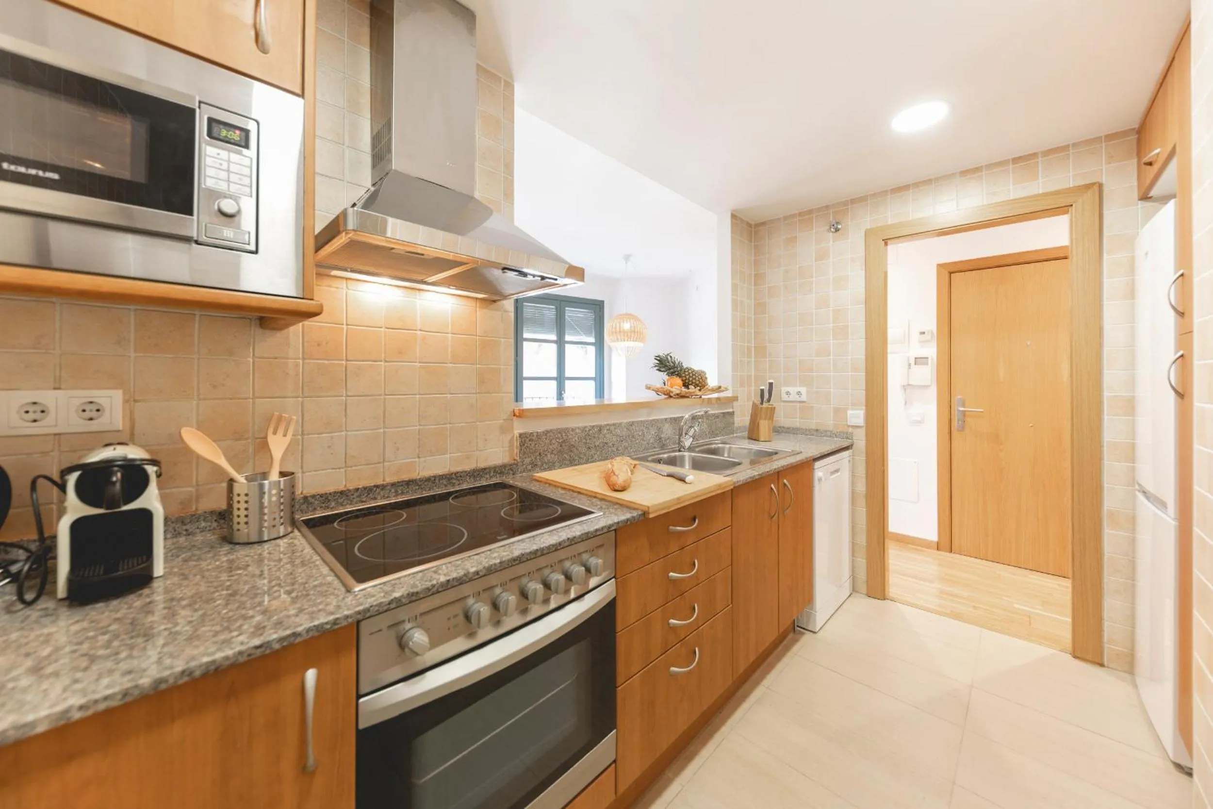 Kitchen or kitchenette in Bravissimo Sant Pau, cozy apartment in the centre