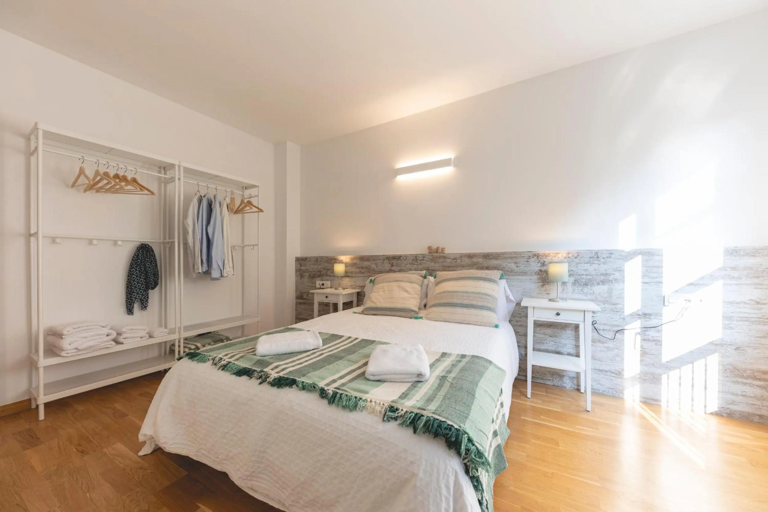 Bed in Bravissimo Sant Pau, cozy apartment in the centre