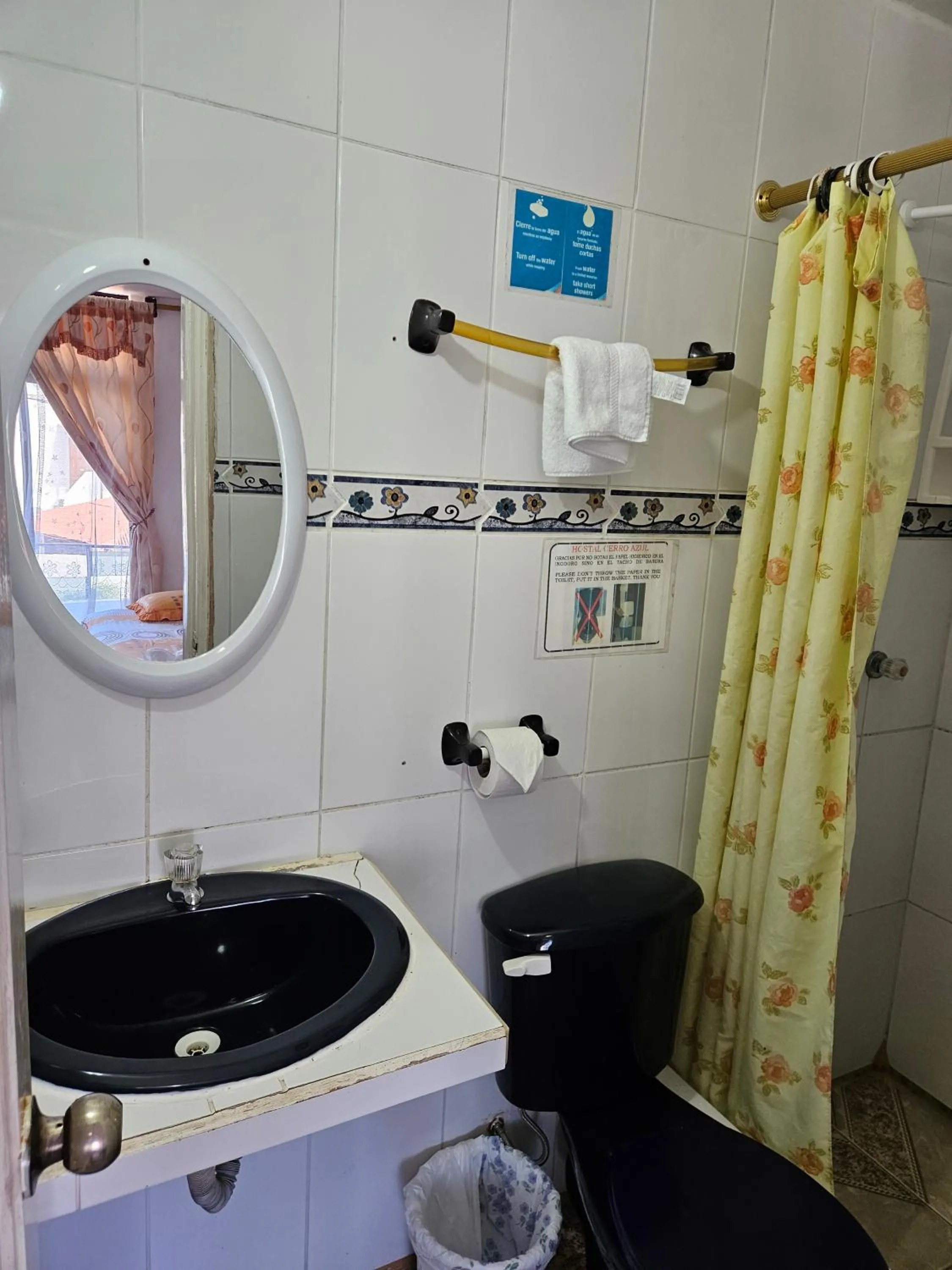 Bathroom in Hostal Cerro Azul