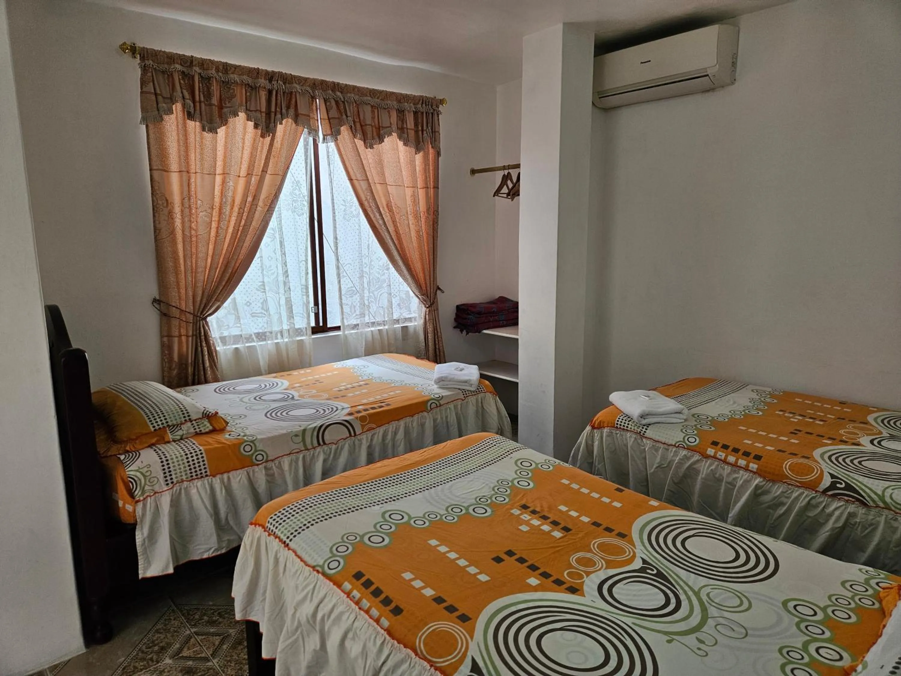 Bedroom, Bed in Hostal Cerro Azul