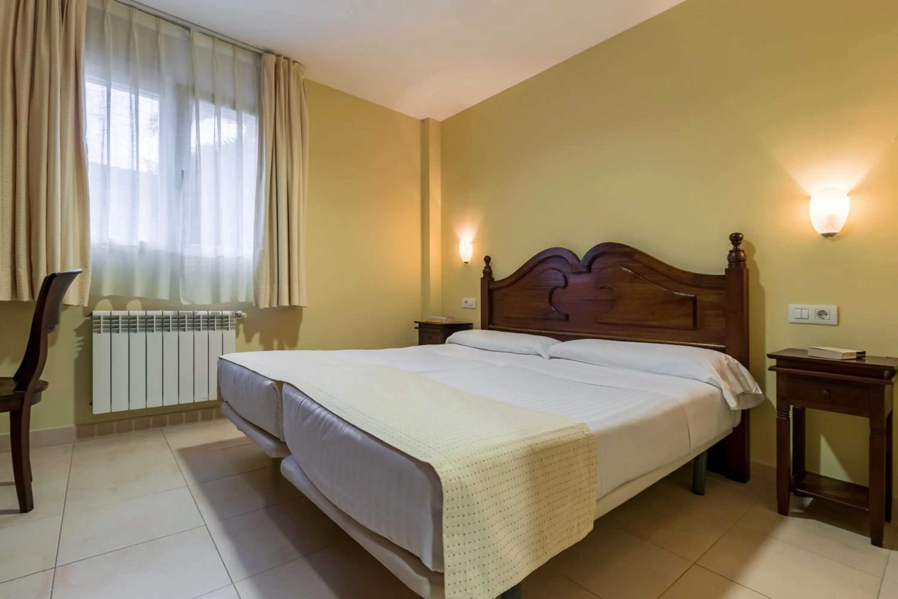 Bed in Apartamentos Silken Playa de Toró