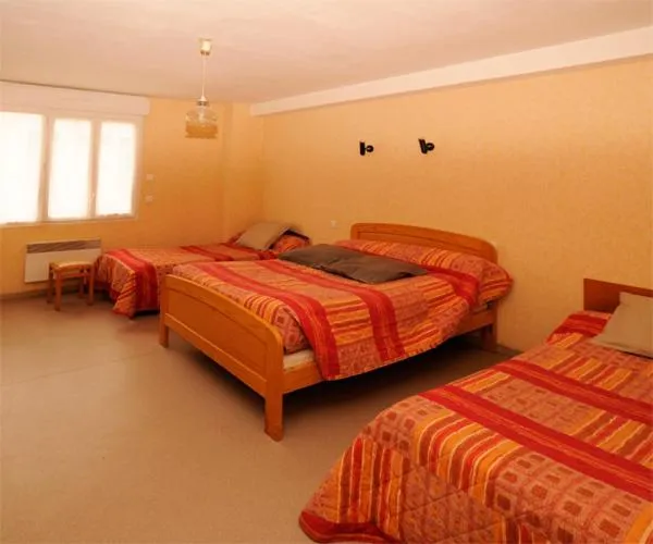 Bed in Hotel Restaurant Maurice