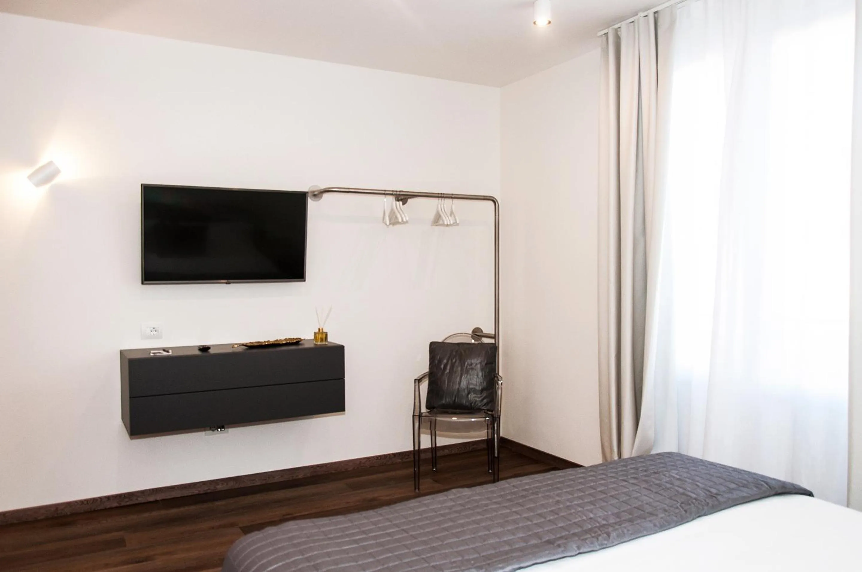 TV and multimedia, Bed in HOMY BnB