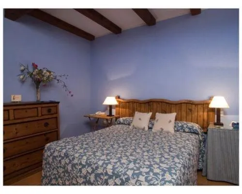 Photo of the whole room, Bed in La Casita de Cabrejas