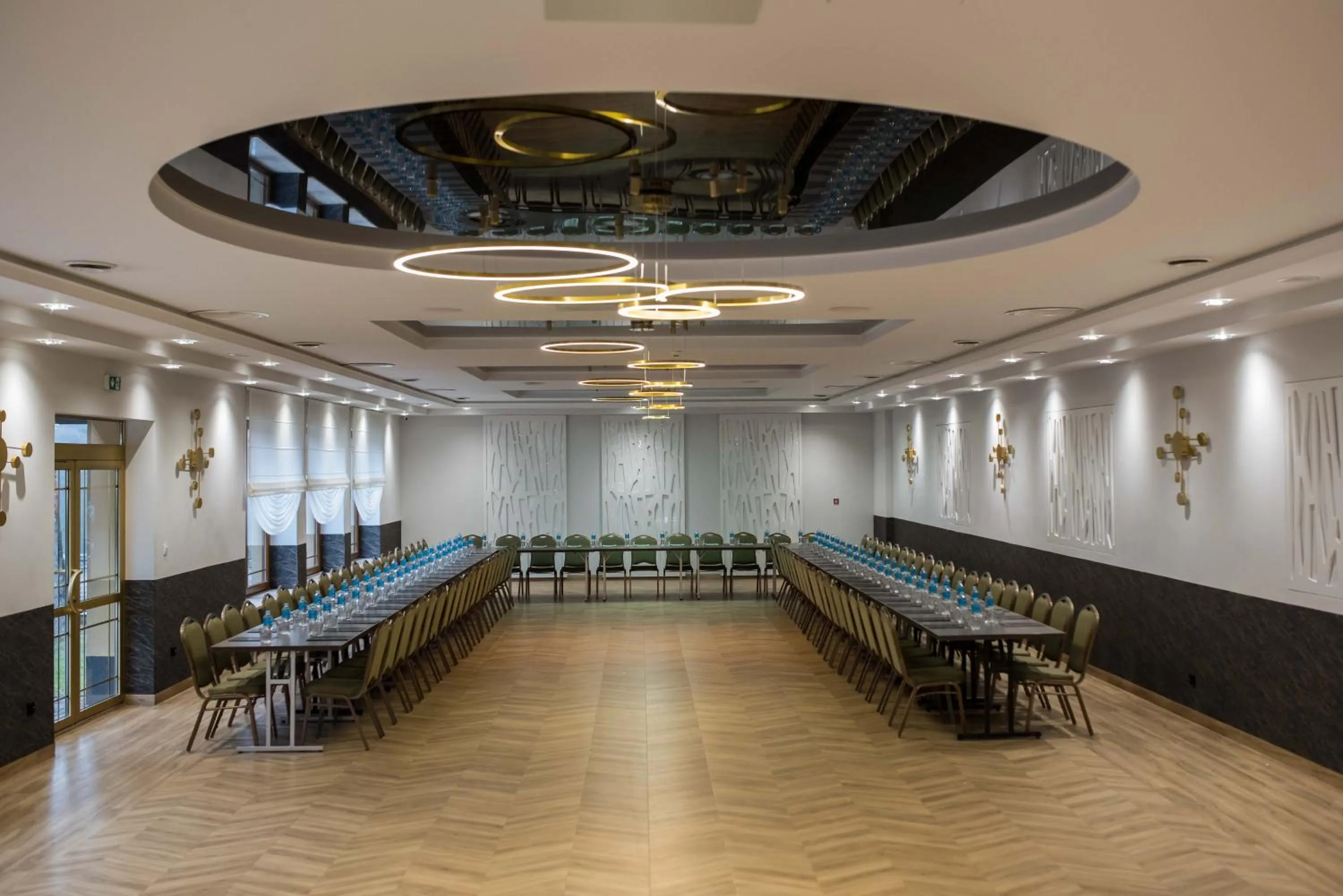 Property building in Hotel Paradiso