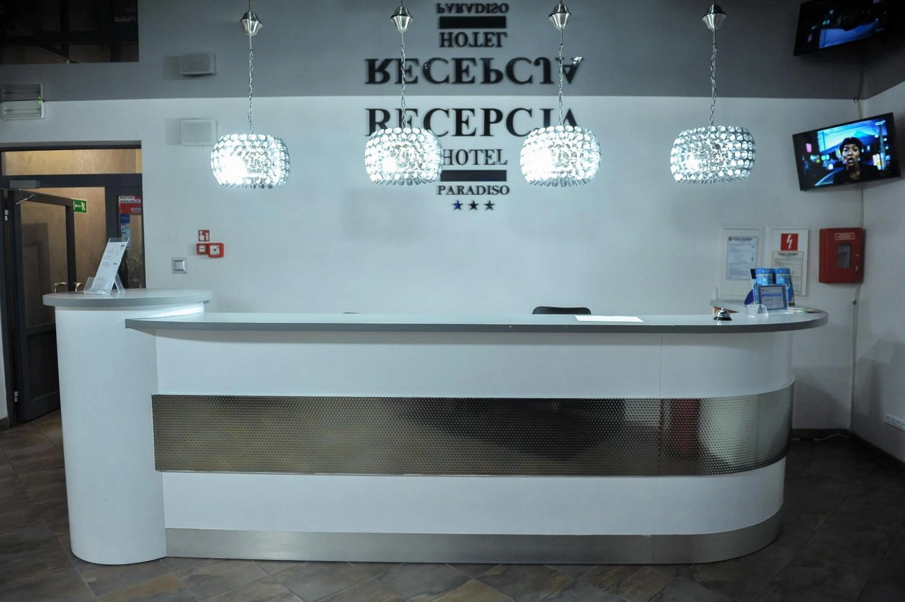 Staff in Hotel Paradiso