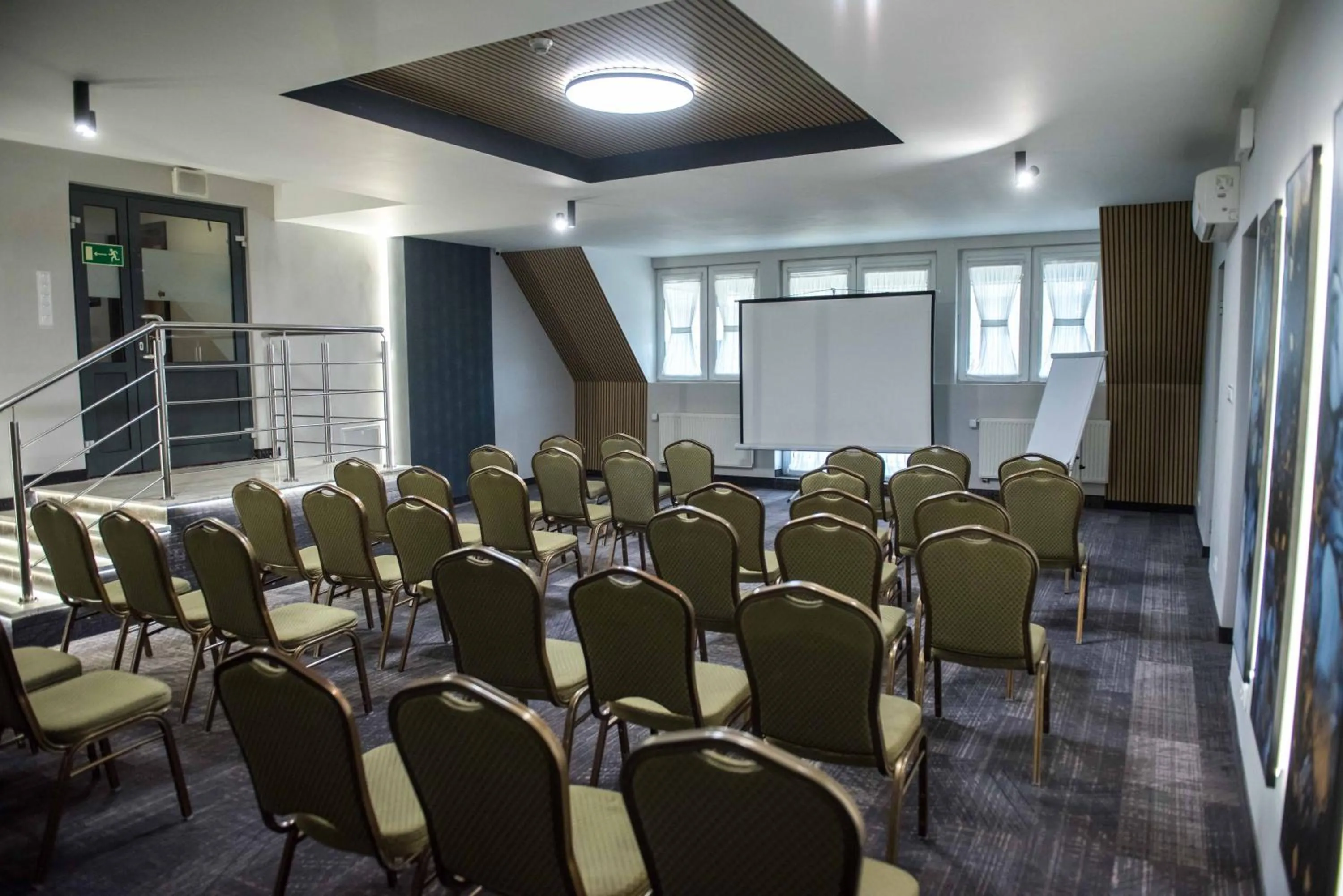 Property building in Hotel Paradiso