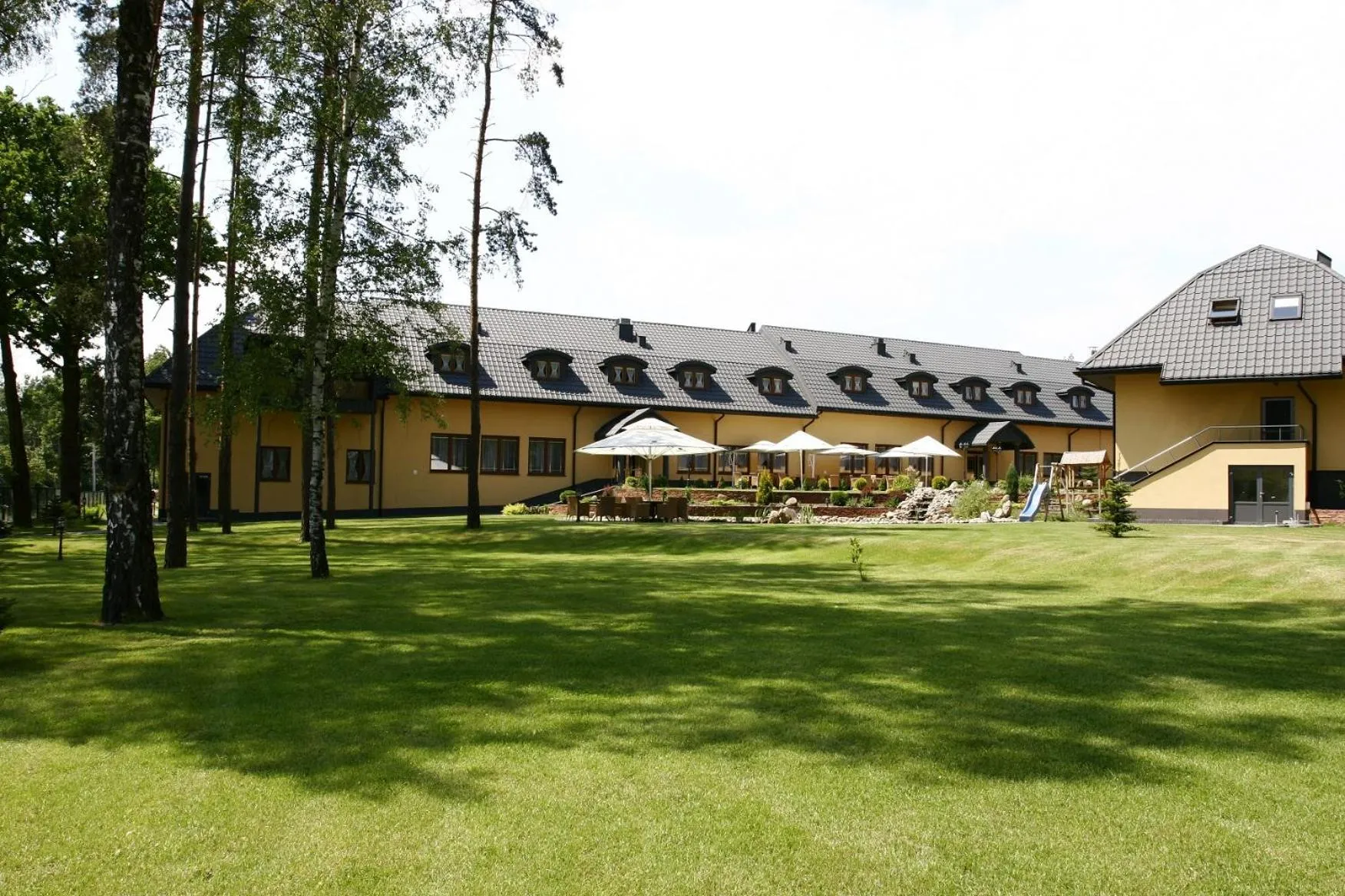 Property building in Hotel Paradiso