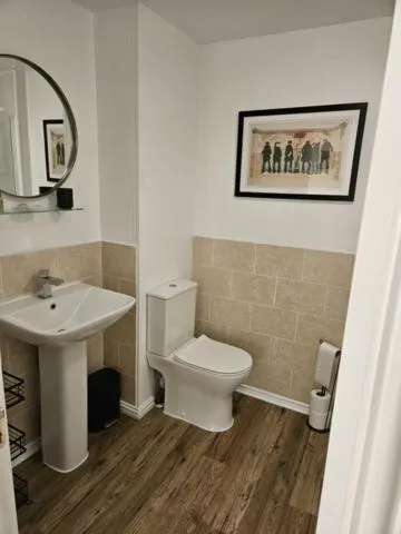 Bathroom in The Masons Arms