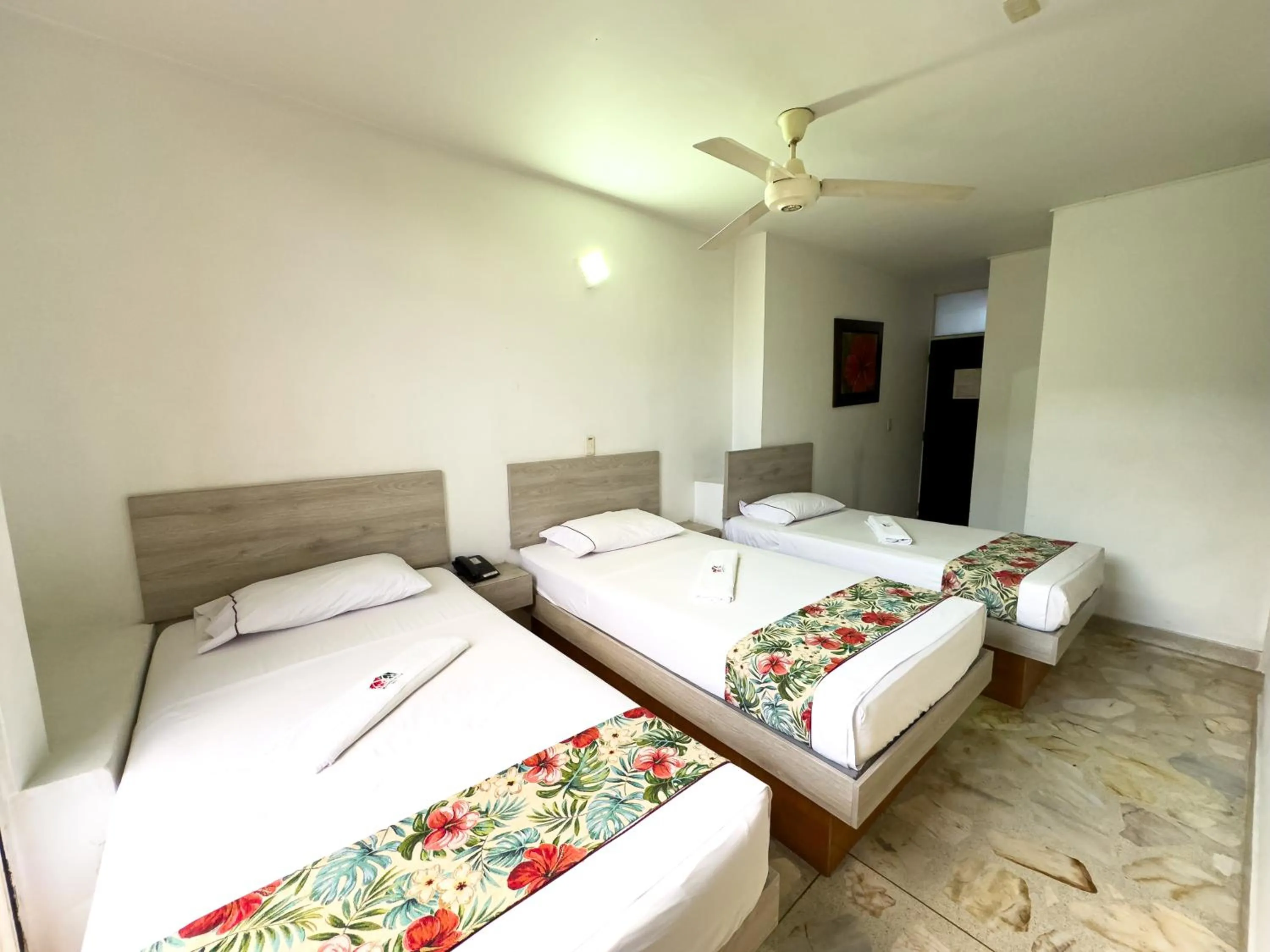 Bedroom, Bed in Hotel Macedonia Plaza Medellin