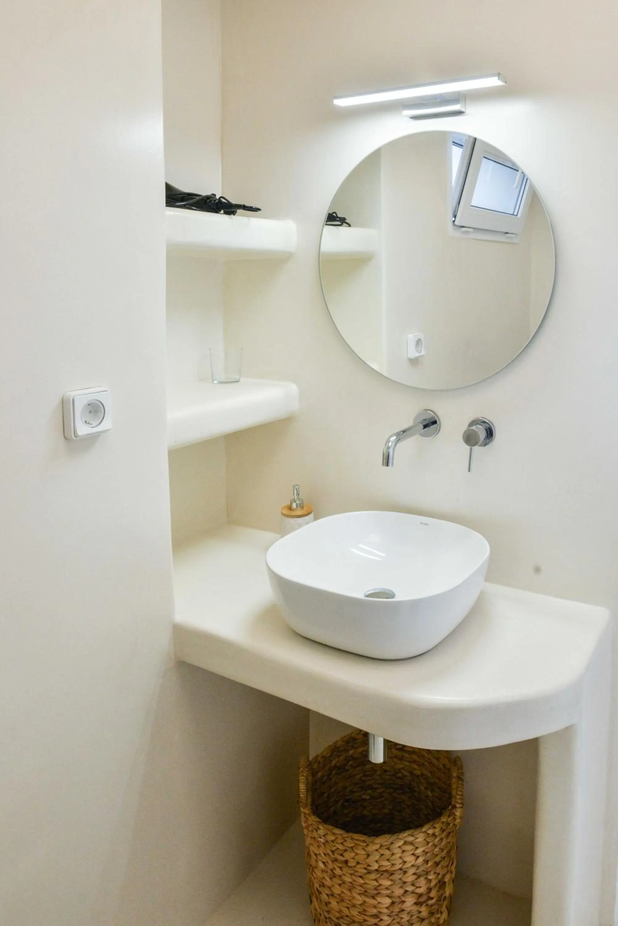 Bathroom in Dedalos Studios Naxos