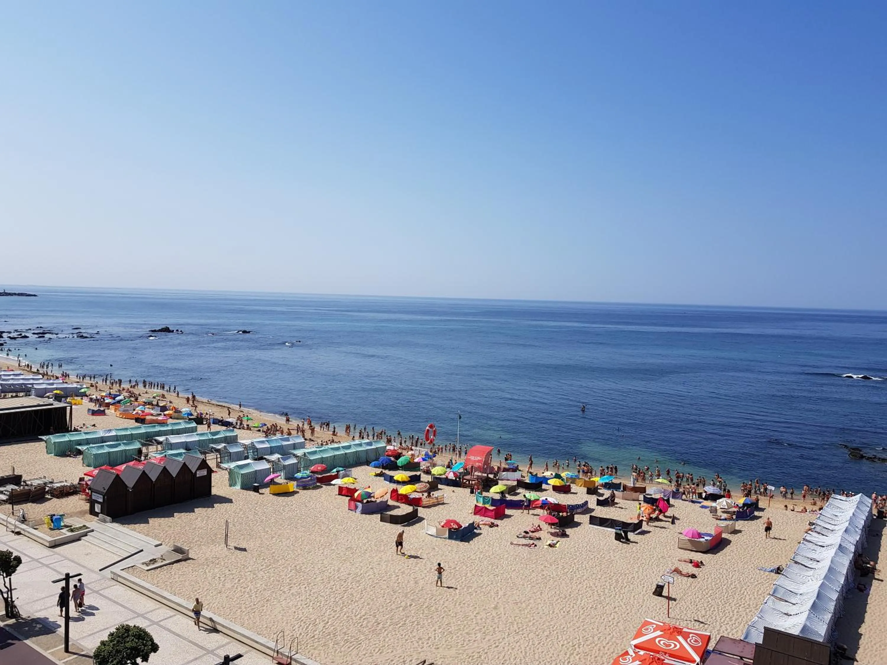 Beach in Blue Sea Apartment