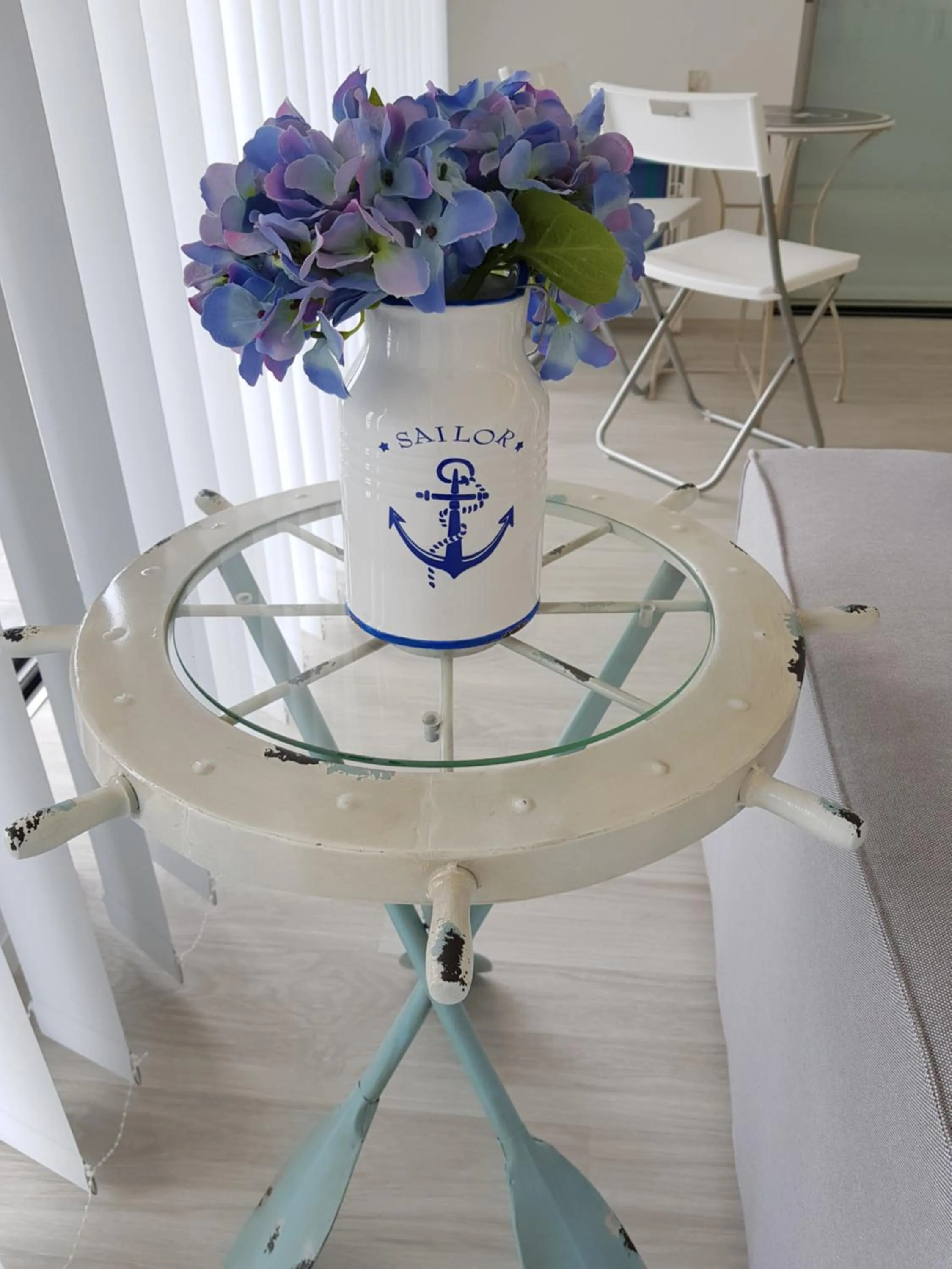 Decorative detail in Blue Sea Apartment