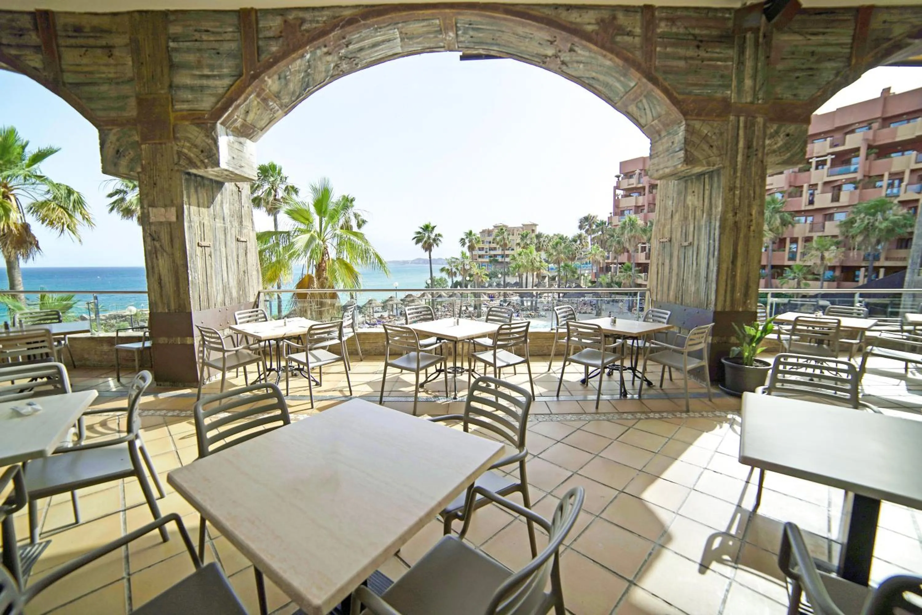 Restaurant/places to eat in Holiday World Polynesia