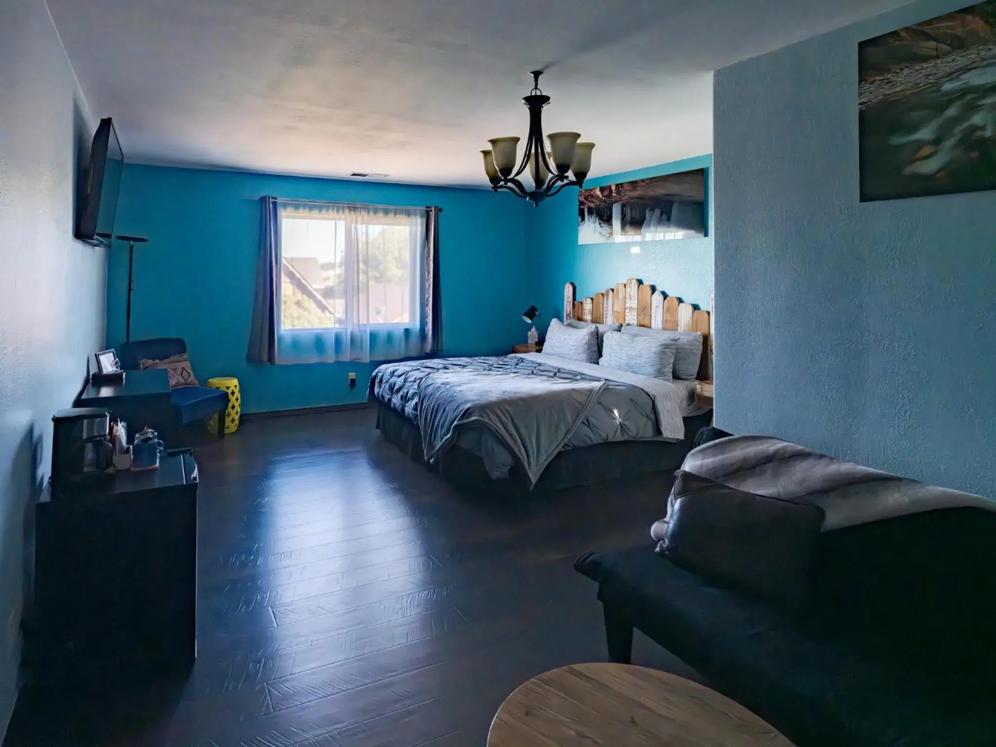 Standard Triple Room - Mossy Cave in Bryce Trails Bed and Breakfast Standard Triple Room - Mossy Cave in Bryce Trails Bed and Breakfast