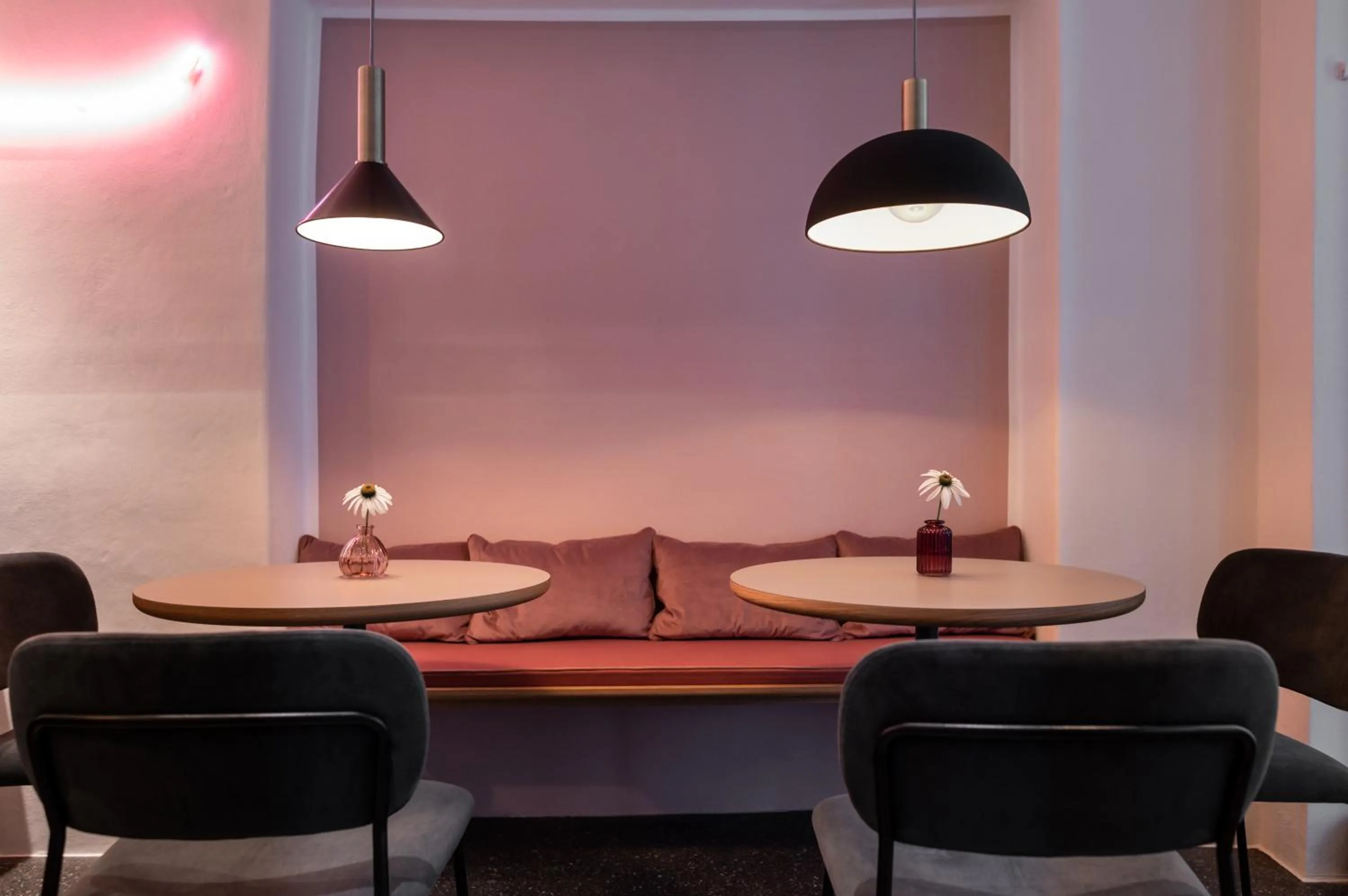 Lounge or bar in Kuntino Suites