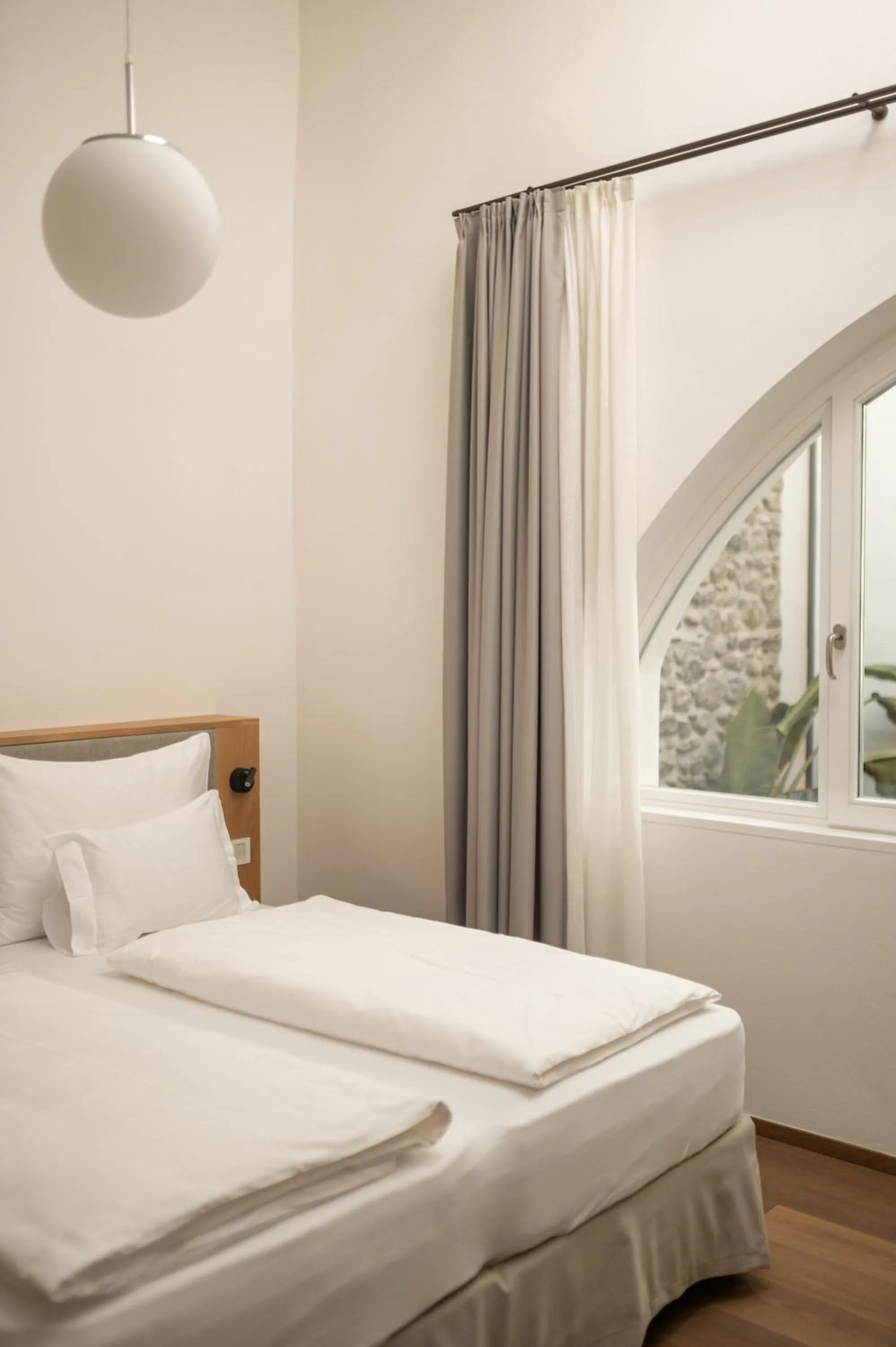 Bedroom, Bed in Kuntino Suites